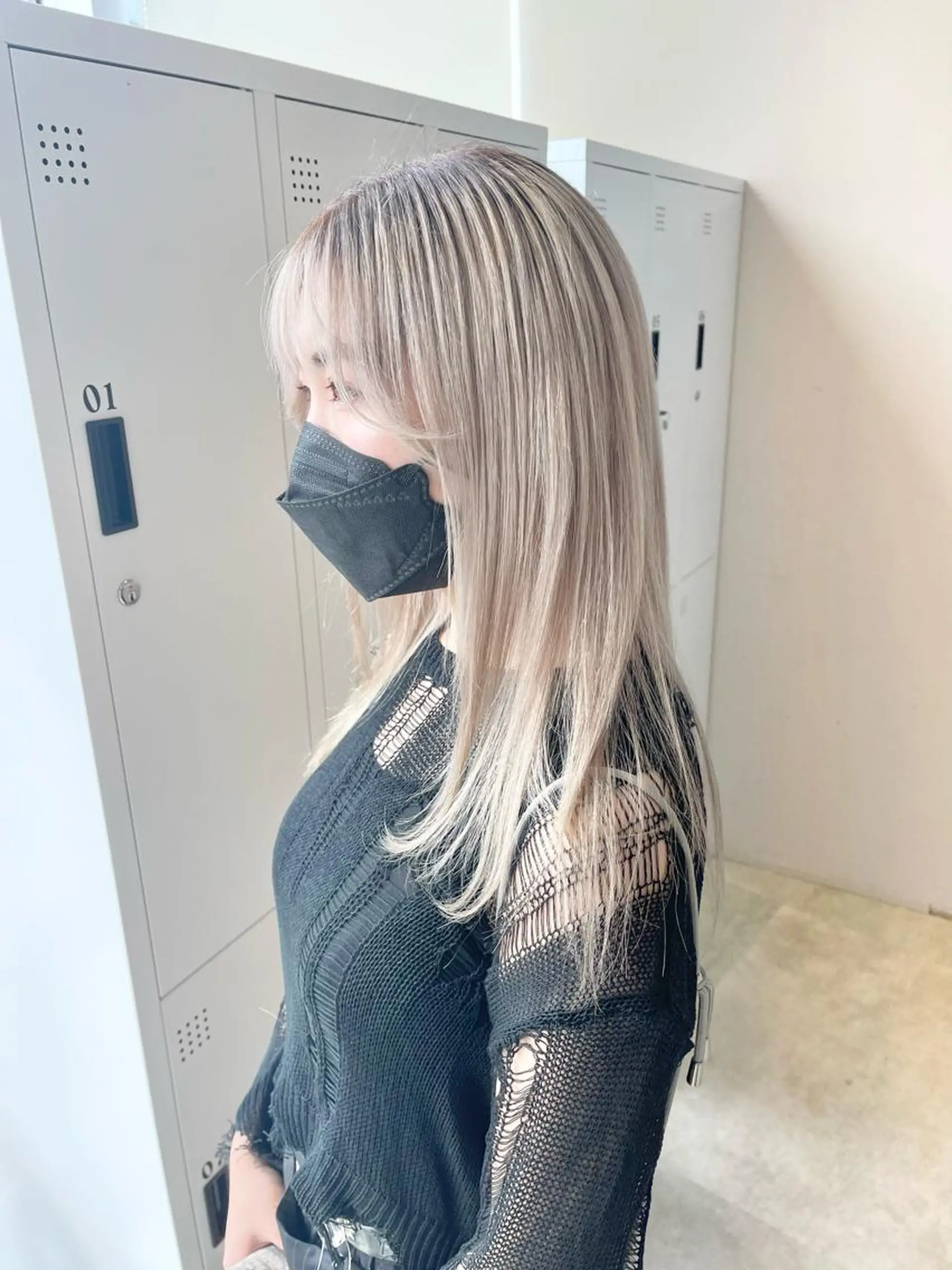 ロング カラー ベージュカラー ブリーチ ケアブリーチ ヘアカラー トリートメント 🦋レイヤーカット ミドリカワ🦋のヘアスタイル