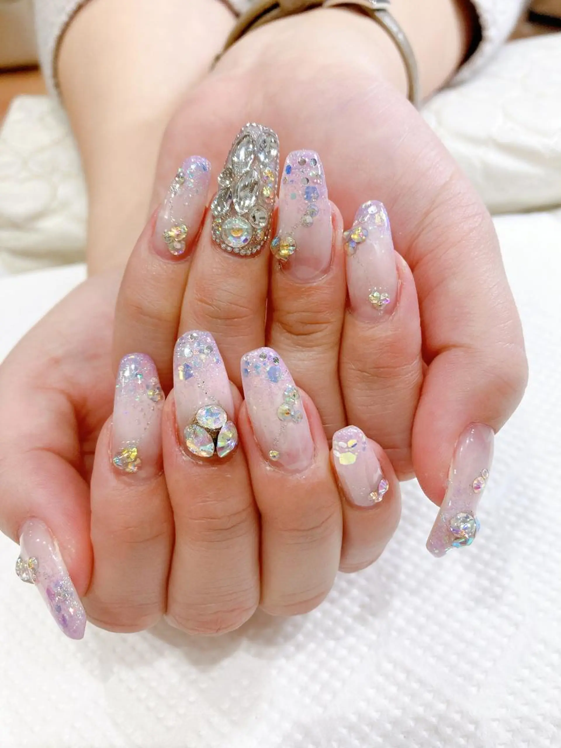 ネイル ハンドネイル Nest 平出のネイルデザイン