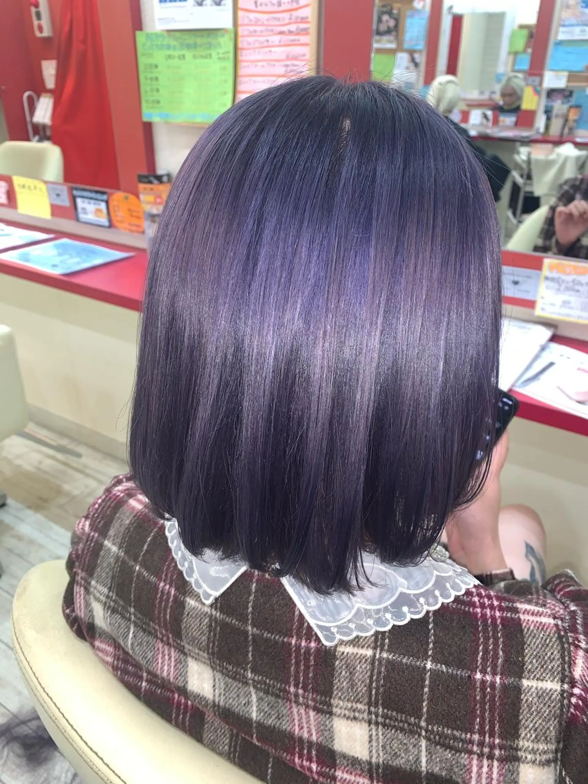 ミディアム カラー ヘアアレンジ 今村公介 ブリーチ特化、派手髪のヘアスタイル