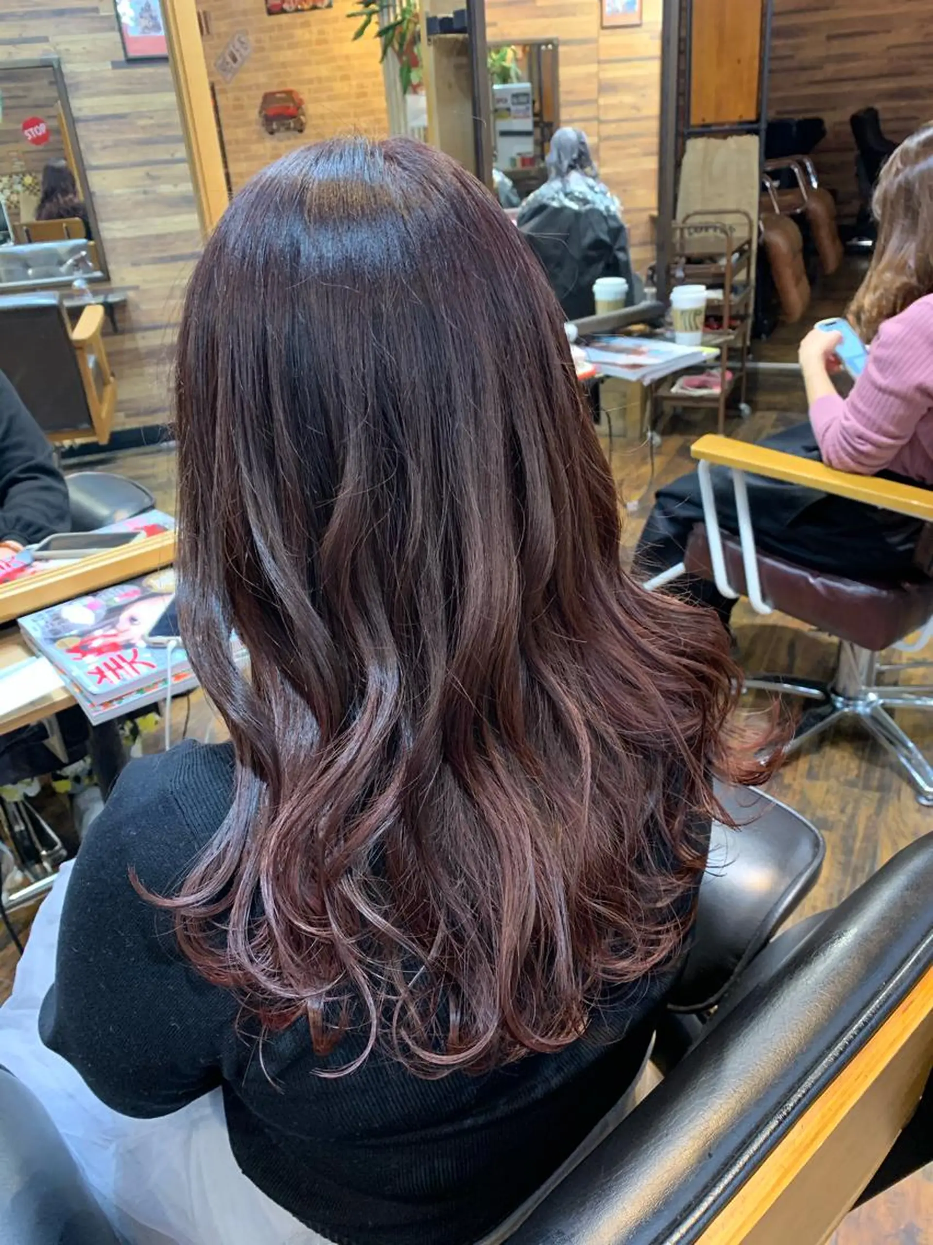 セミロング カラー MITSU ✂️のヘアスタイル
