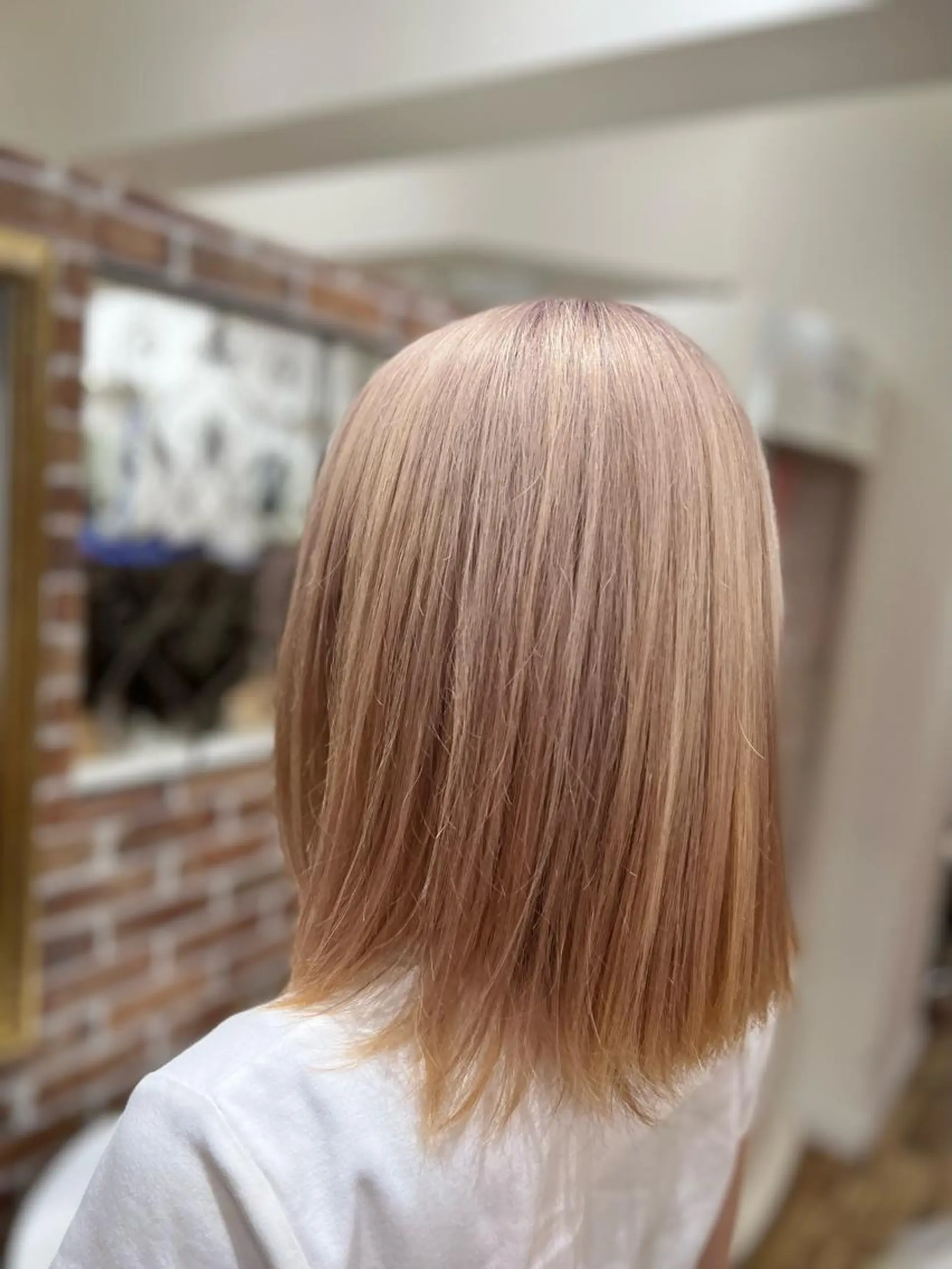 ミディアム カラー 🌈野間 声良🌈のヘアスタイル