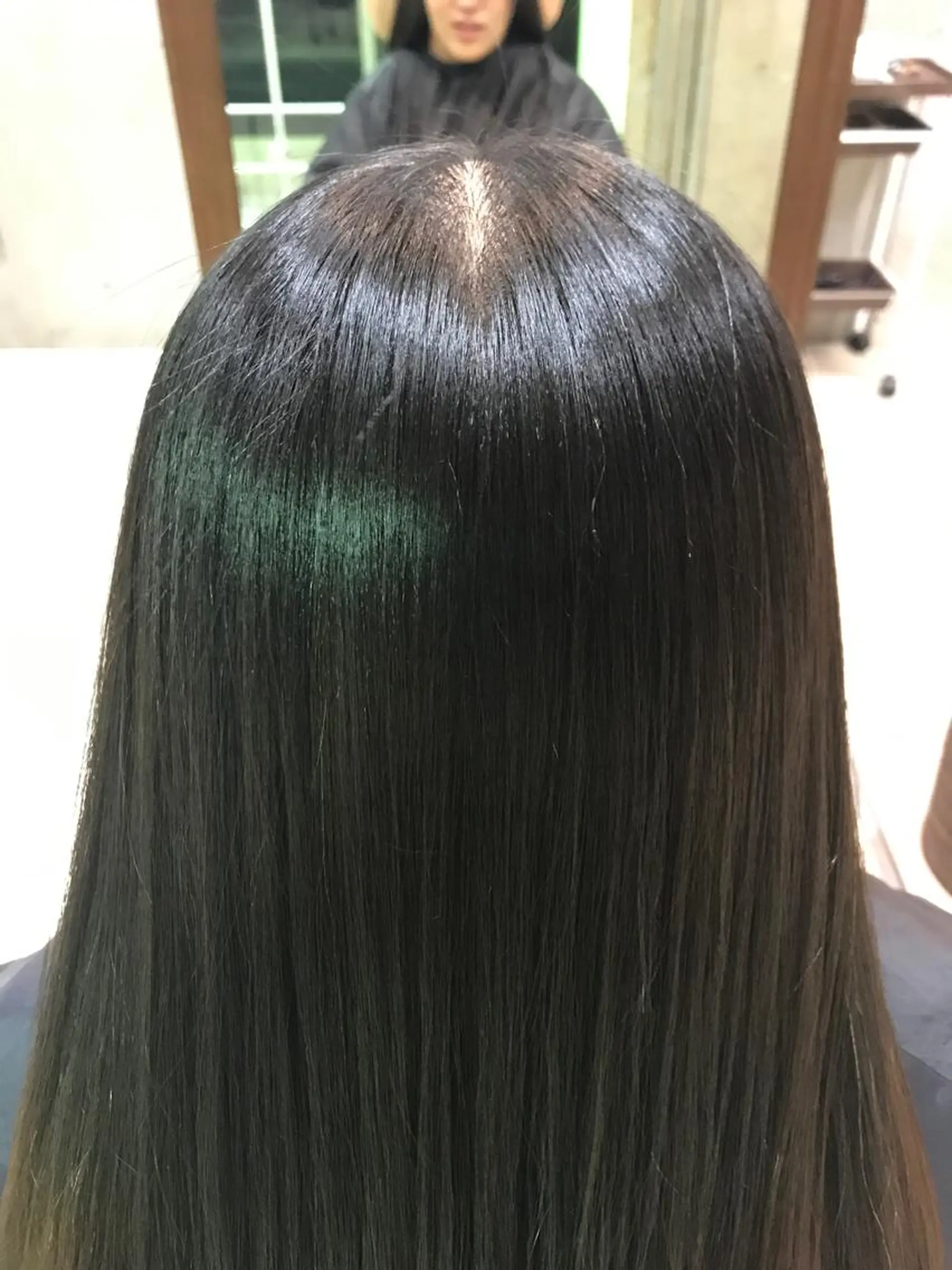 ロング 一ノ瀬 蘭のヘアスタイル