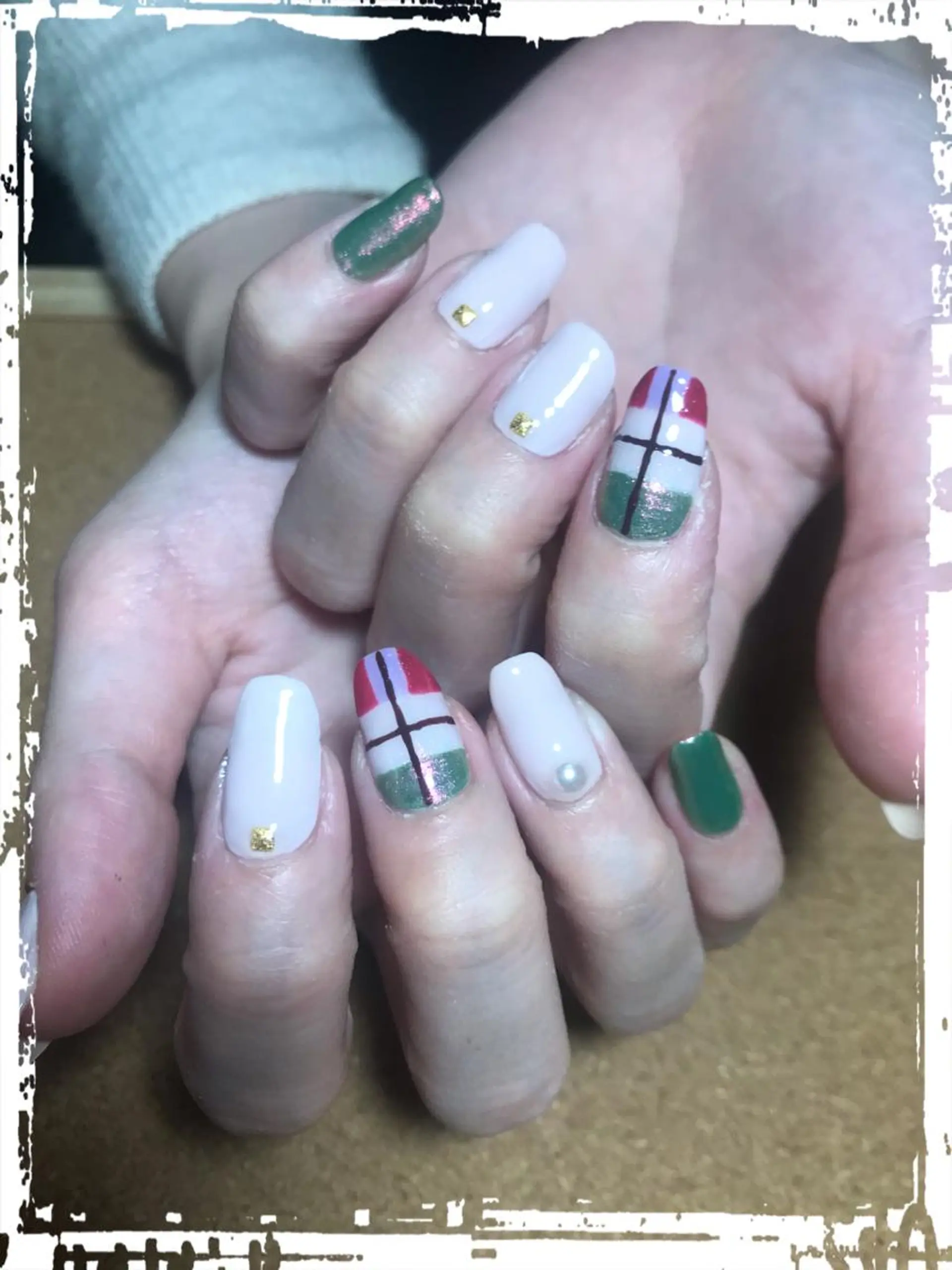 ネイル ECLAT エクラ所属・寺山 千鶴のネイルデザイン