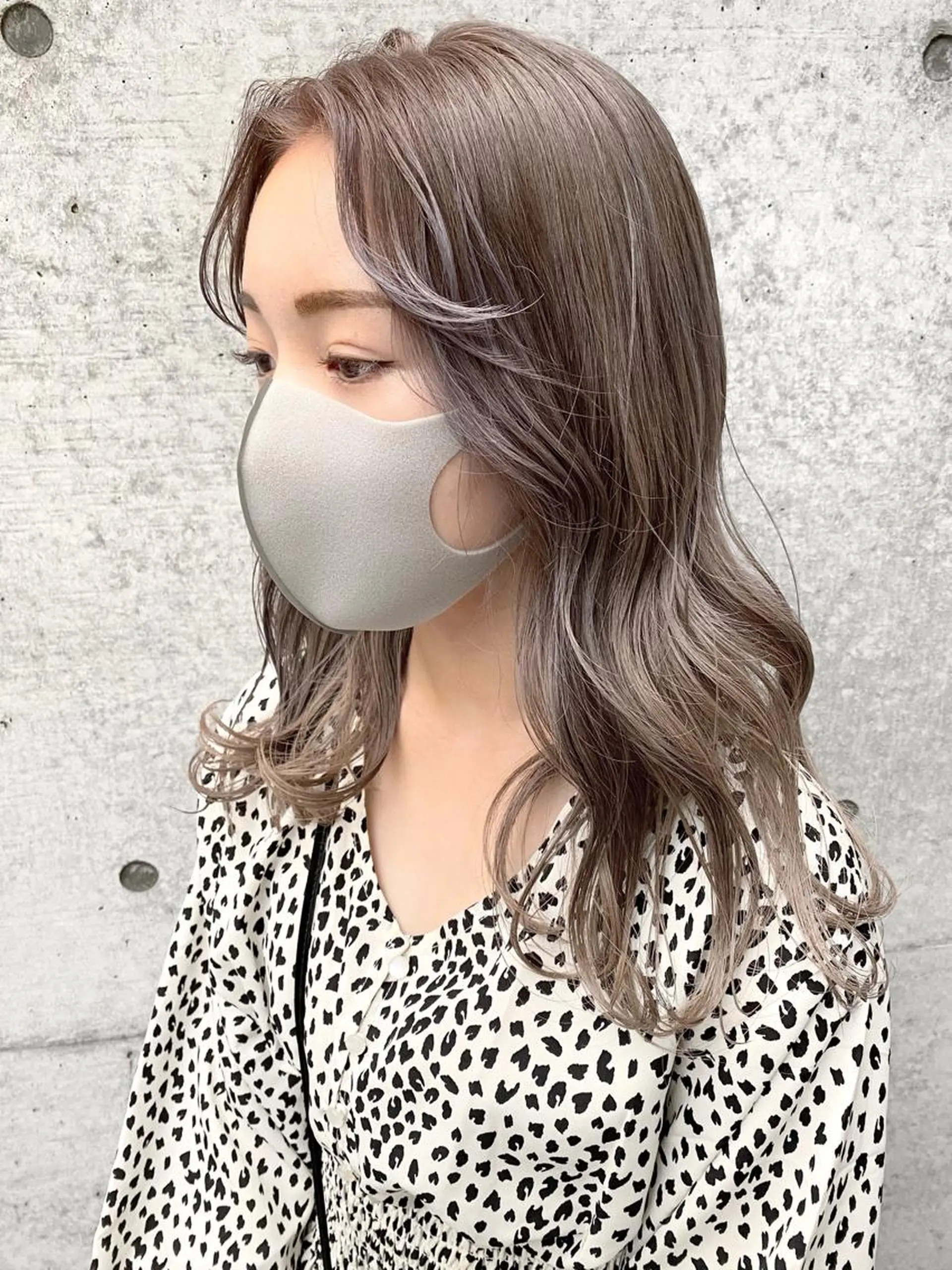 ロング カラー clomus所属・YUKA艶髪 🌸寛ぎ部屋のヘアスタイル