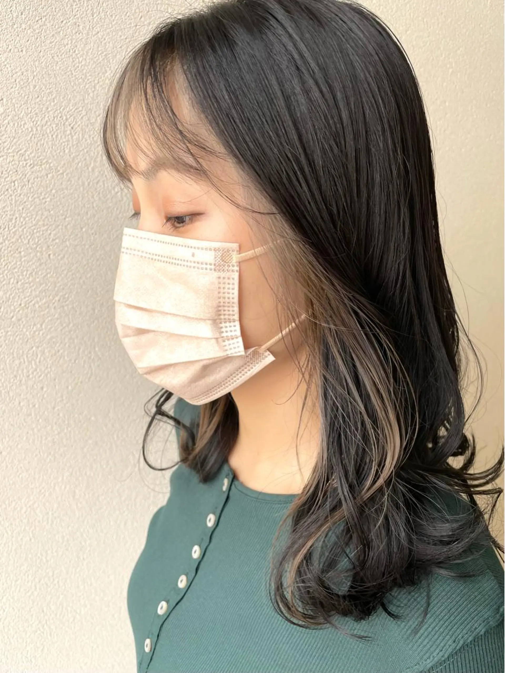 セミロング カラー ベージュカラー イヤリングカラー ミルクティーベージュ 沢田 瞳のヘアスタイル