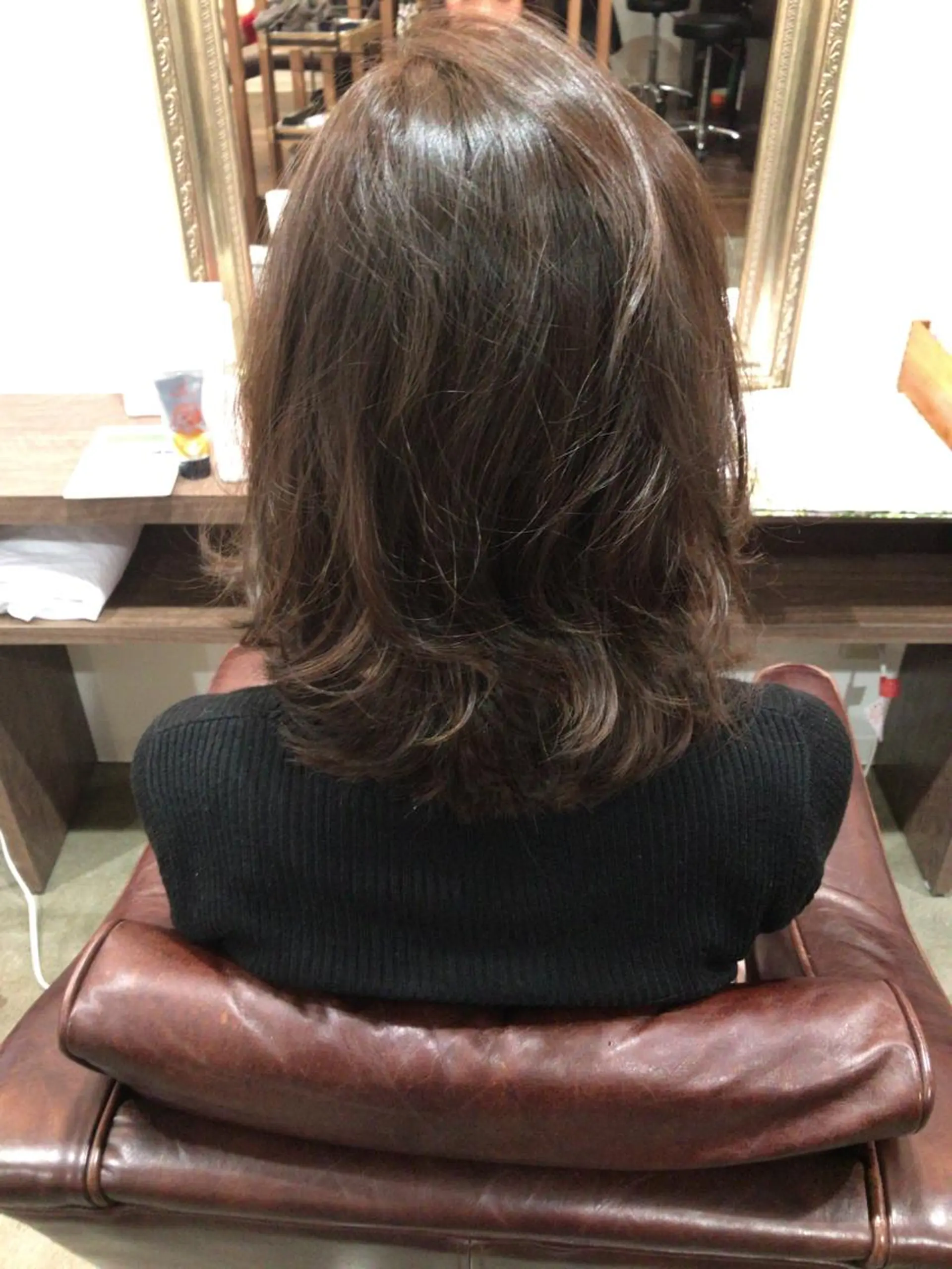 ミディアム カラー レイヤーカット匠 イソザキノリユキのヘアスタイル