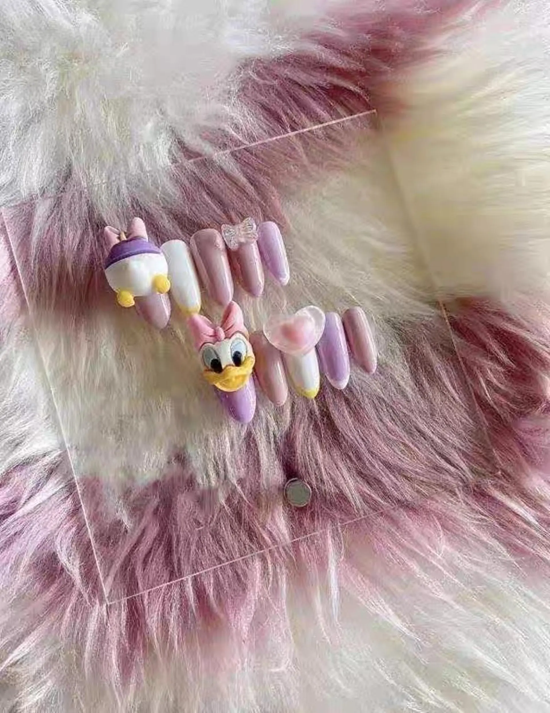 ネイル Fairyフェアリーネイルサロン所属・Nail Hibi サロンのネイルデザイン