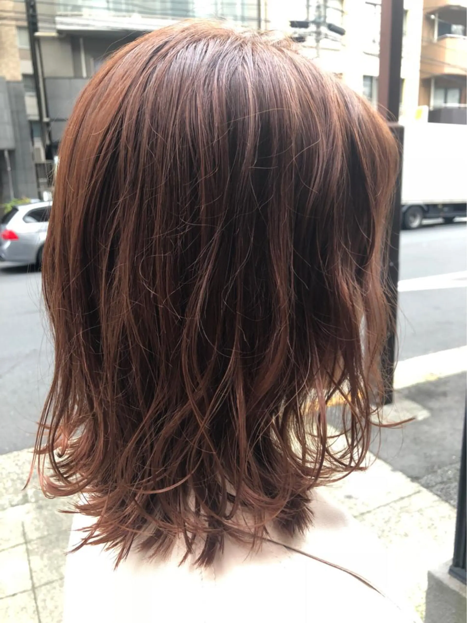 ミディアム カラー ピンクカラー 外ハネヘア ヘアカラー トリートメント SAKURA所属・鹿取 三紗子のヘアスタイル