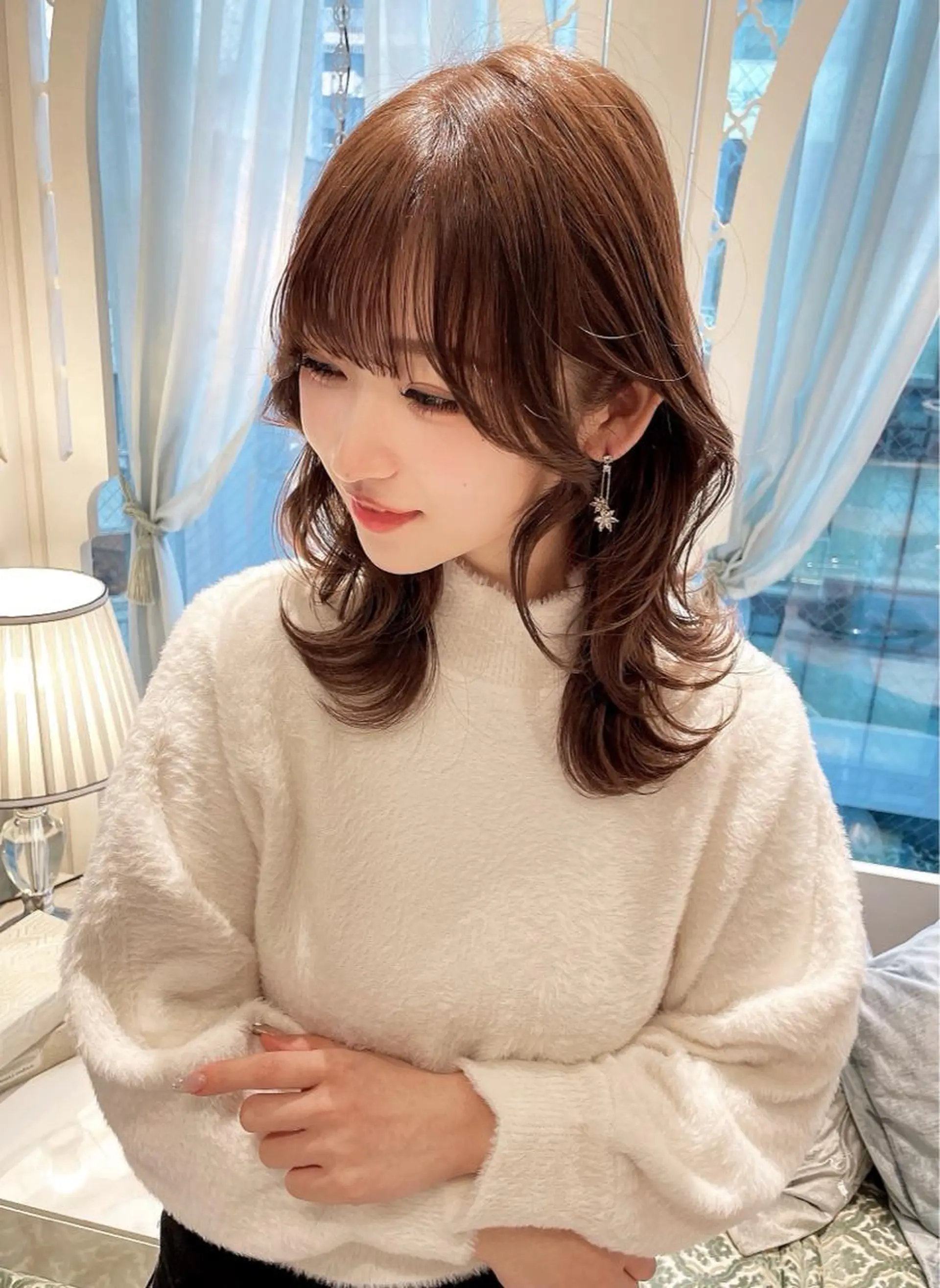 ロング カラー ショートボブ ベージュカラー 黒髪 ブリーチ ブルーカラー 木屋元一/透明感 /レイヤー/縮毛矯正のヘアスタイル