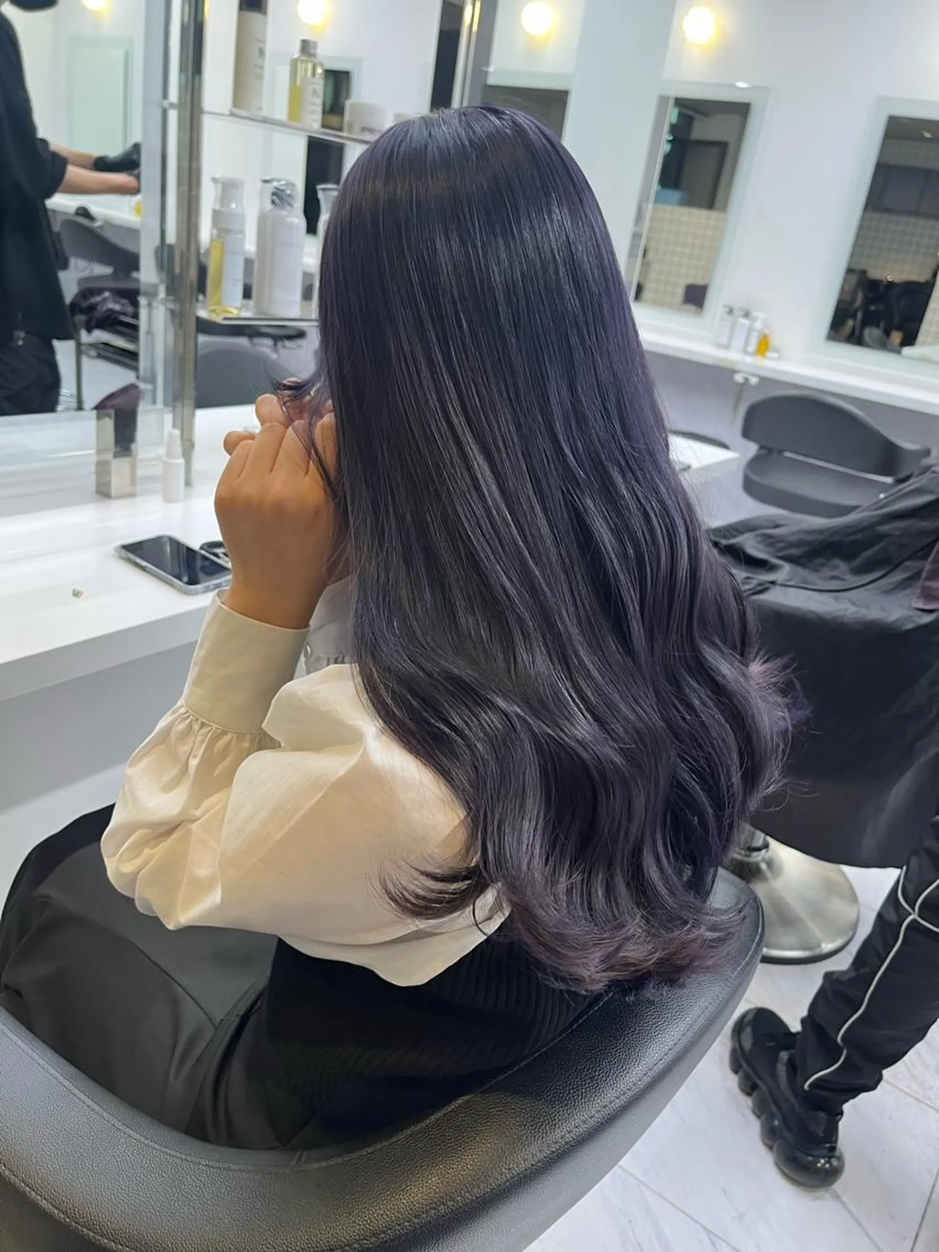 ミディアム ヘアカラー トリートメント ヘッドスパ ヘアセット 寒色＆ブリーチ特化 寒色MiOのヘアスタイル