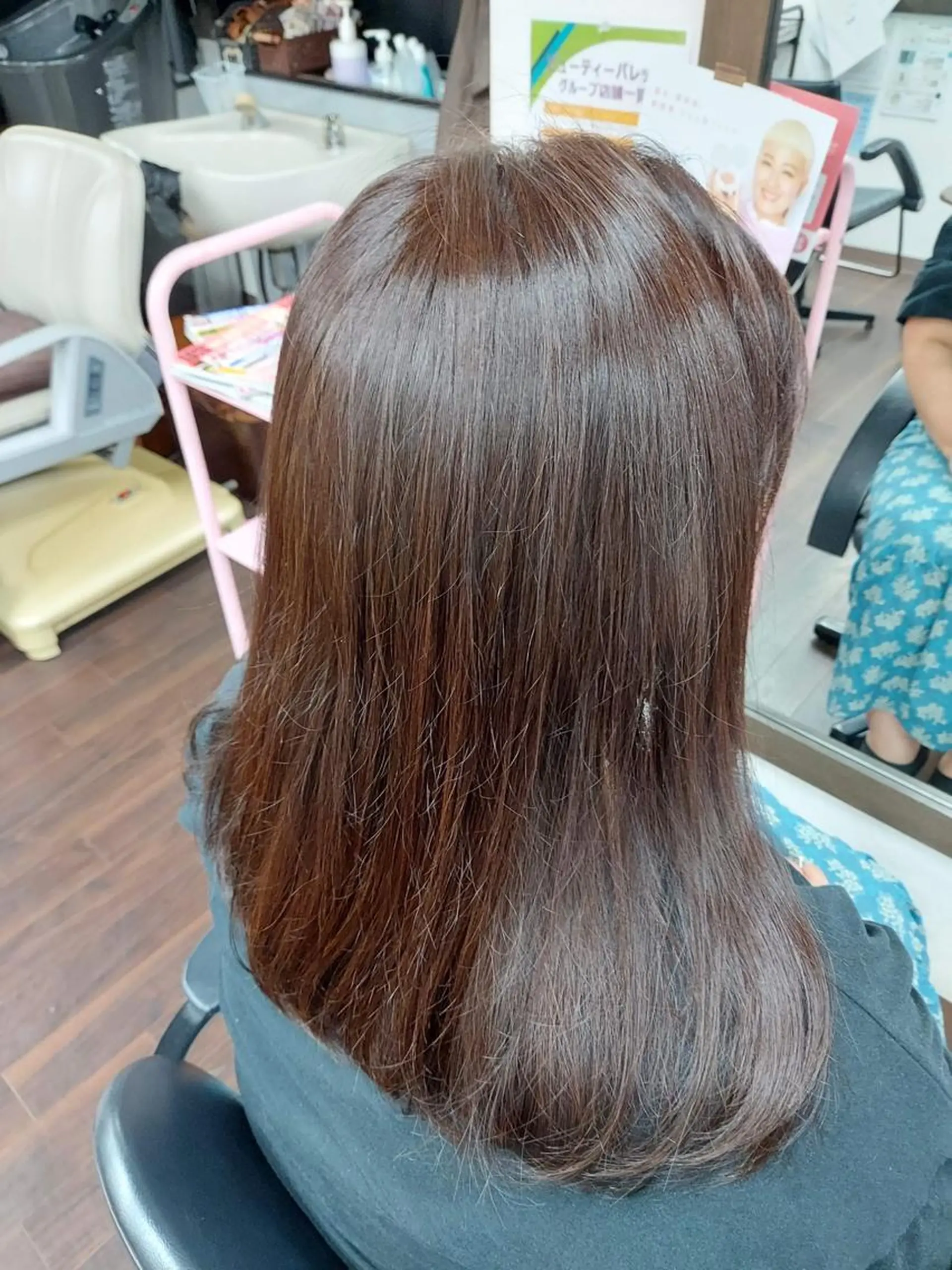 カラー ブラウンカラー ナチュラルブラウン ヘアカラー ASAMI (カラーリスト)のヘアスタイル