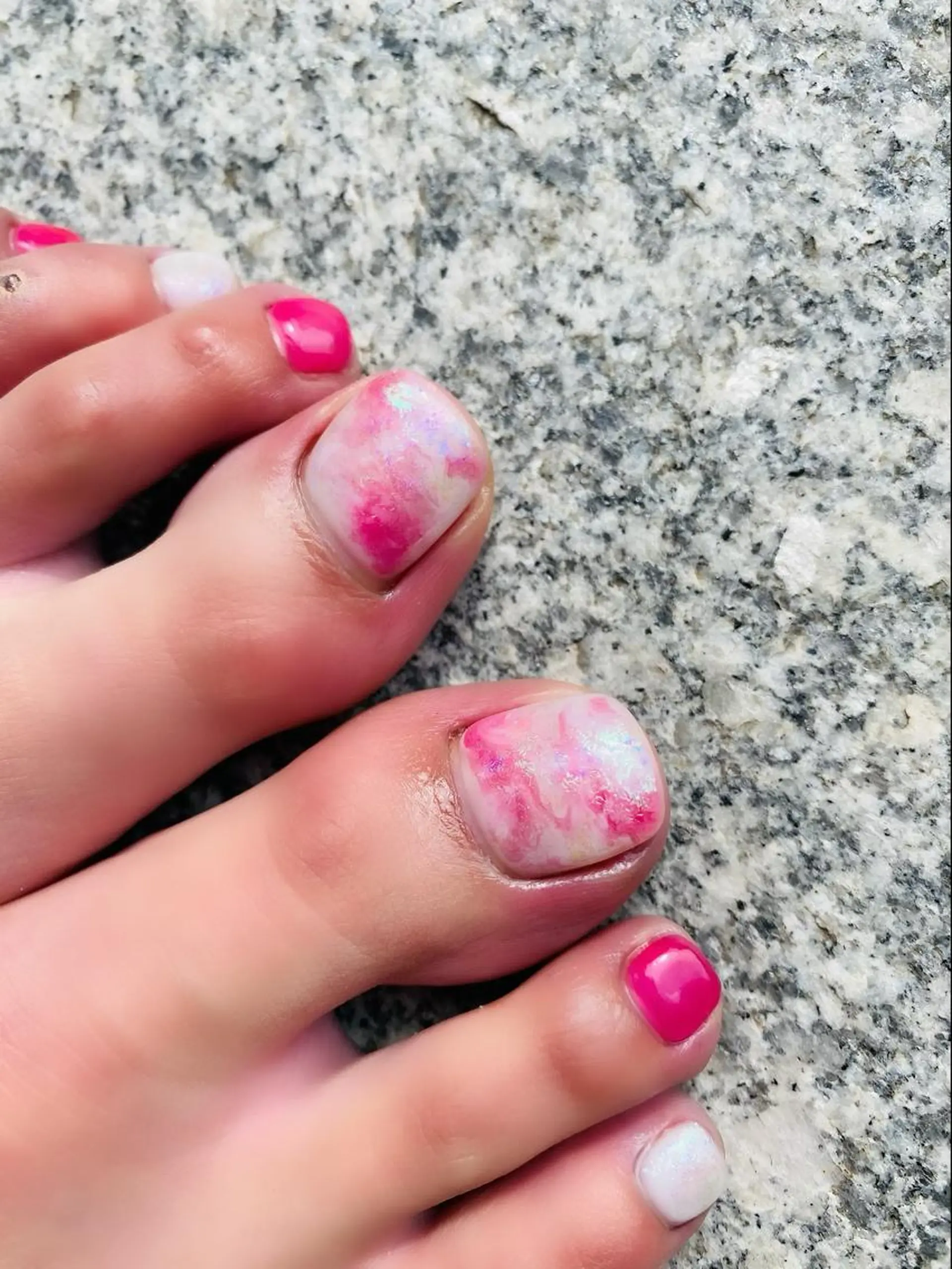 ショート ネイル フットネイル ジェルネイル 大理石ネイル(マーブル) ニュアンスネイル éclat所属・éclat エクラのネイルデザイン