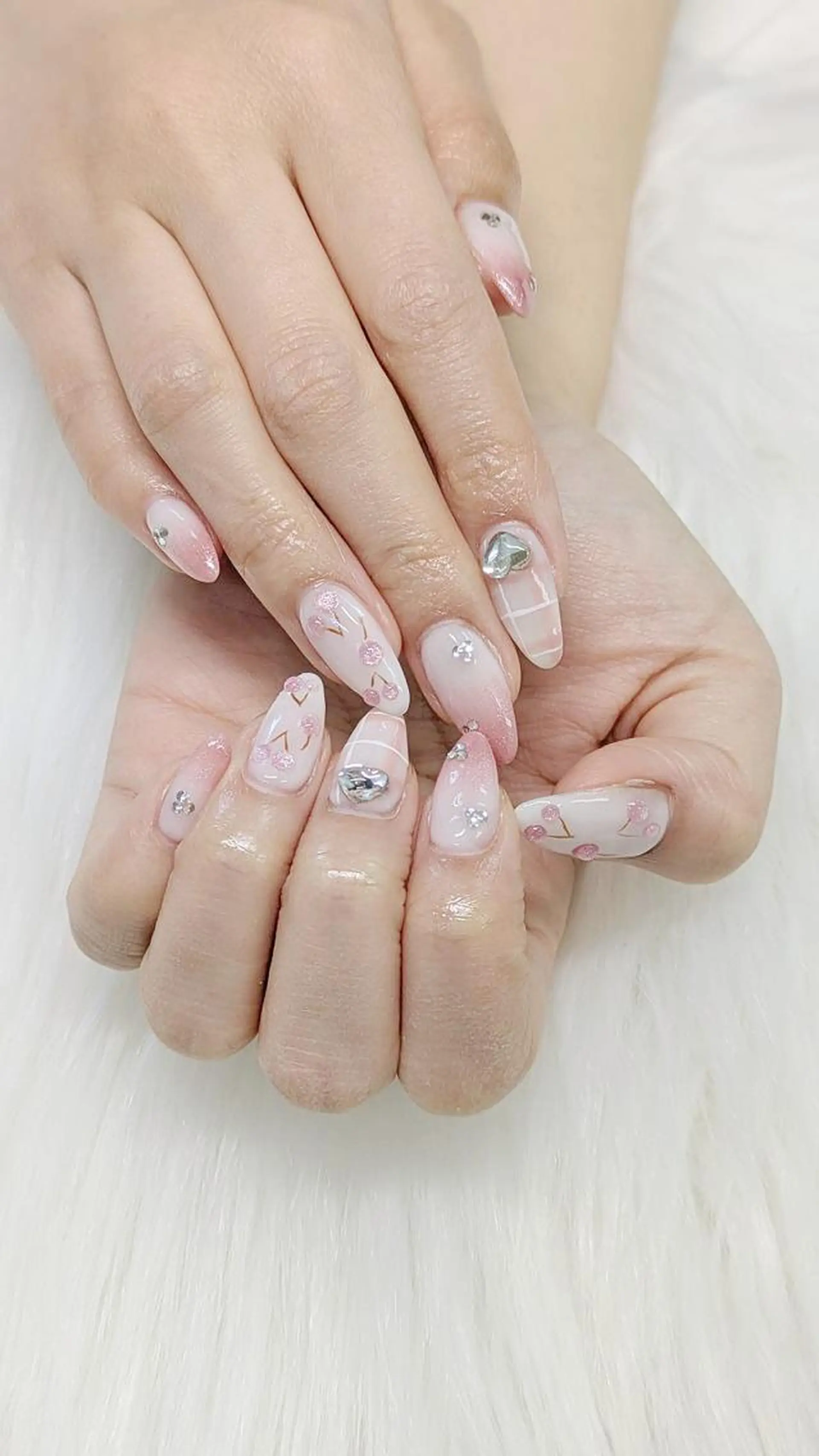 ネイル 長さ出し ジェルネイル 持ち込み パラジェル 春ネイル ハンドネイル リラネイル ギョウのネイルデザイン