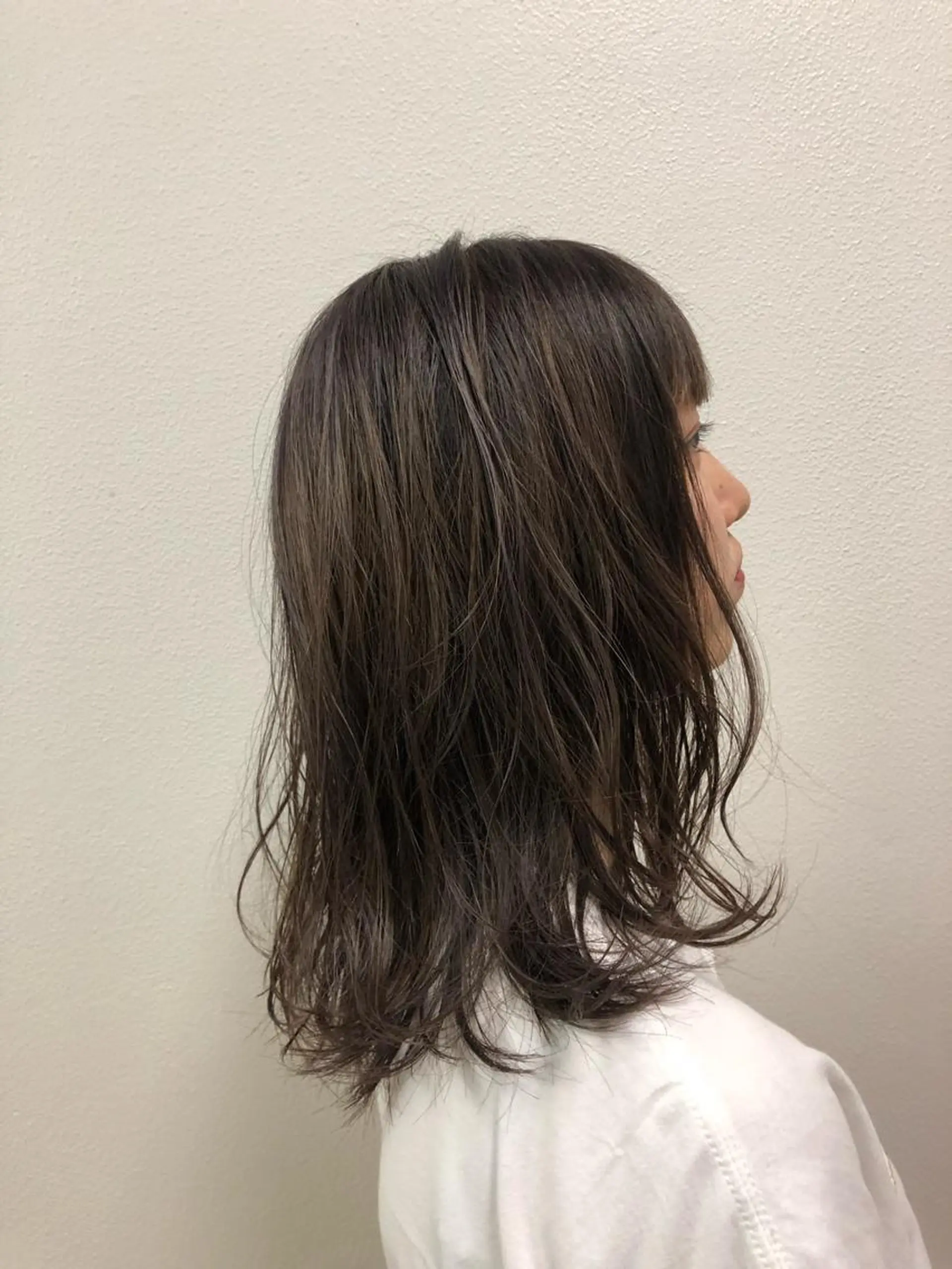 セミロング カラー 田鎖 英樹のヘアスタイル