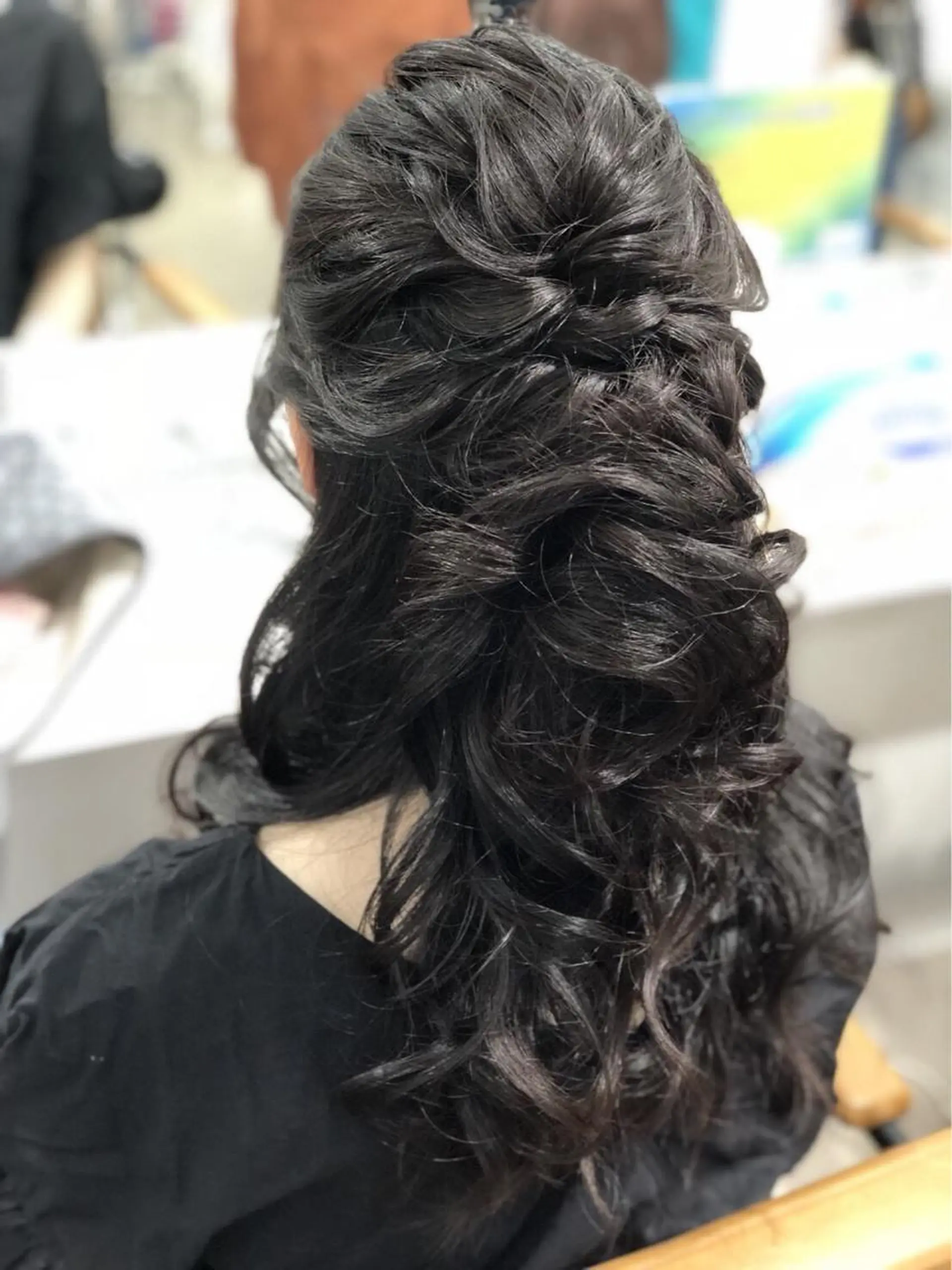 ヘアアレンジ laera 佐藤のヘアスタイル