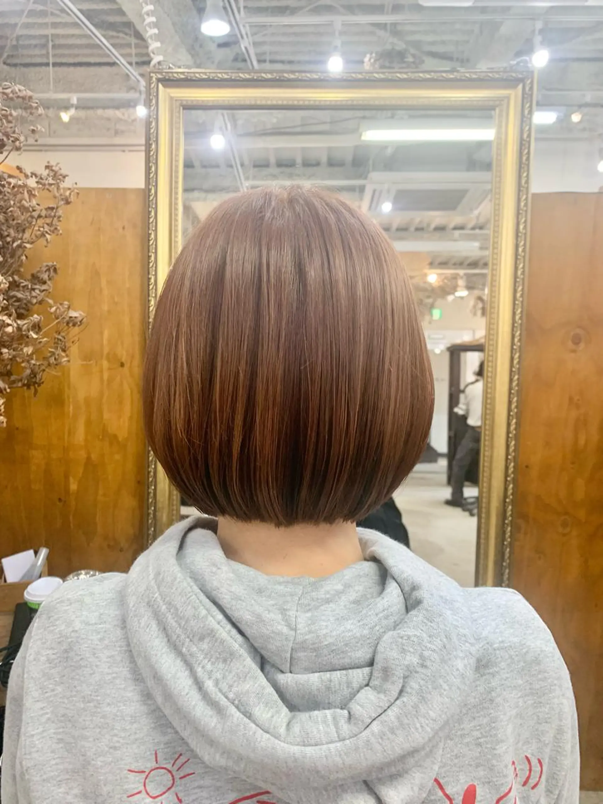 ショート カラー カット ヘアカラー トリートメント LEB所属・下河 宗太のヘアスタイル