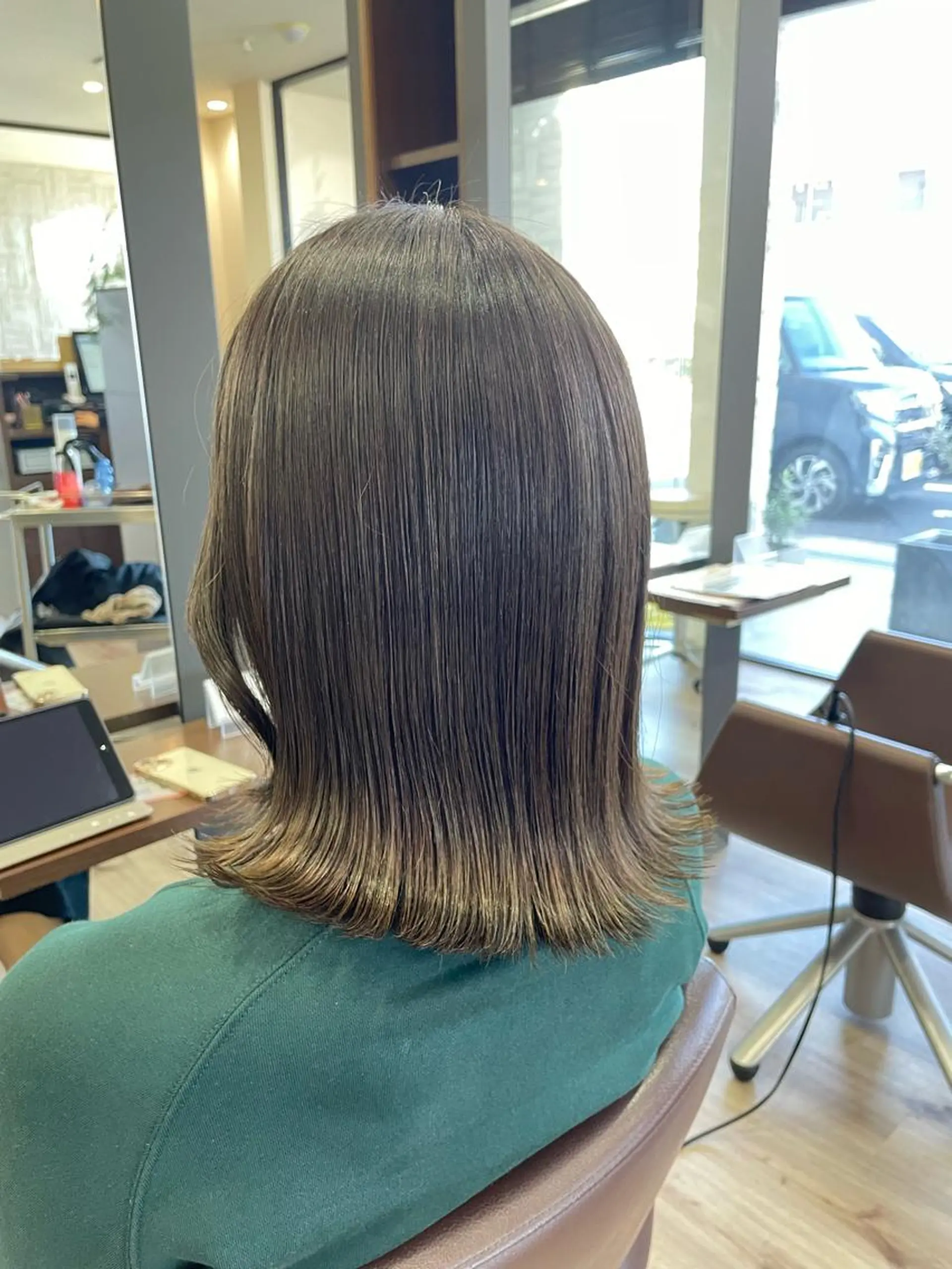 ミディアム カラー 透明感カラー オリーブカラー たなか りなのヘアスタイル