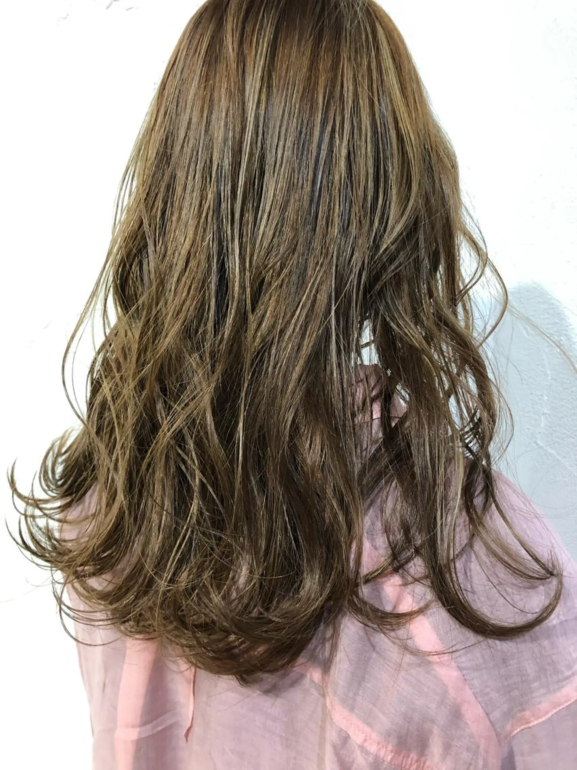 ロング カラー La  SHE's 天王寺店所属・マルヤマ リナのマツエク・マツパデザイン