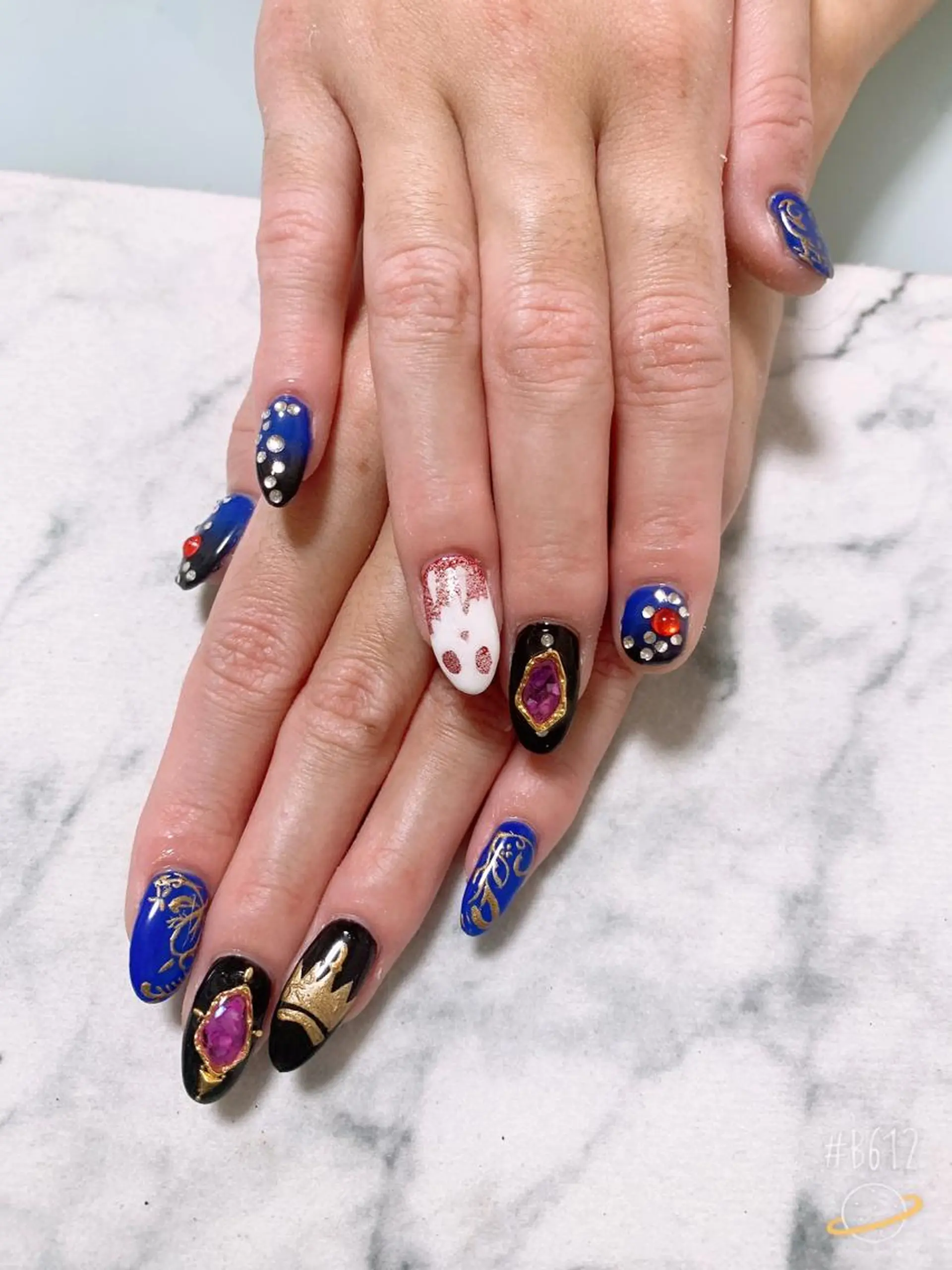 ネイル 🌙🫧CHARME (RUKA)🦋🫧のネイルデザイン