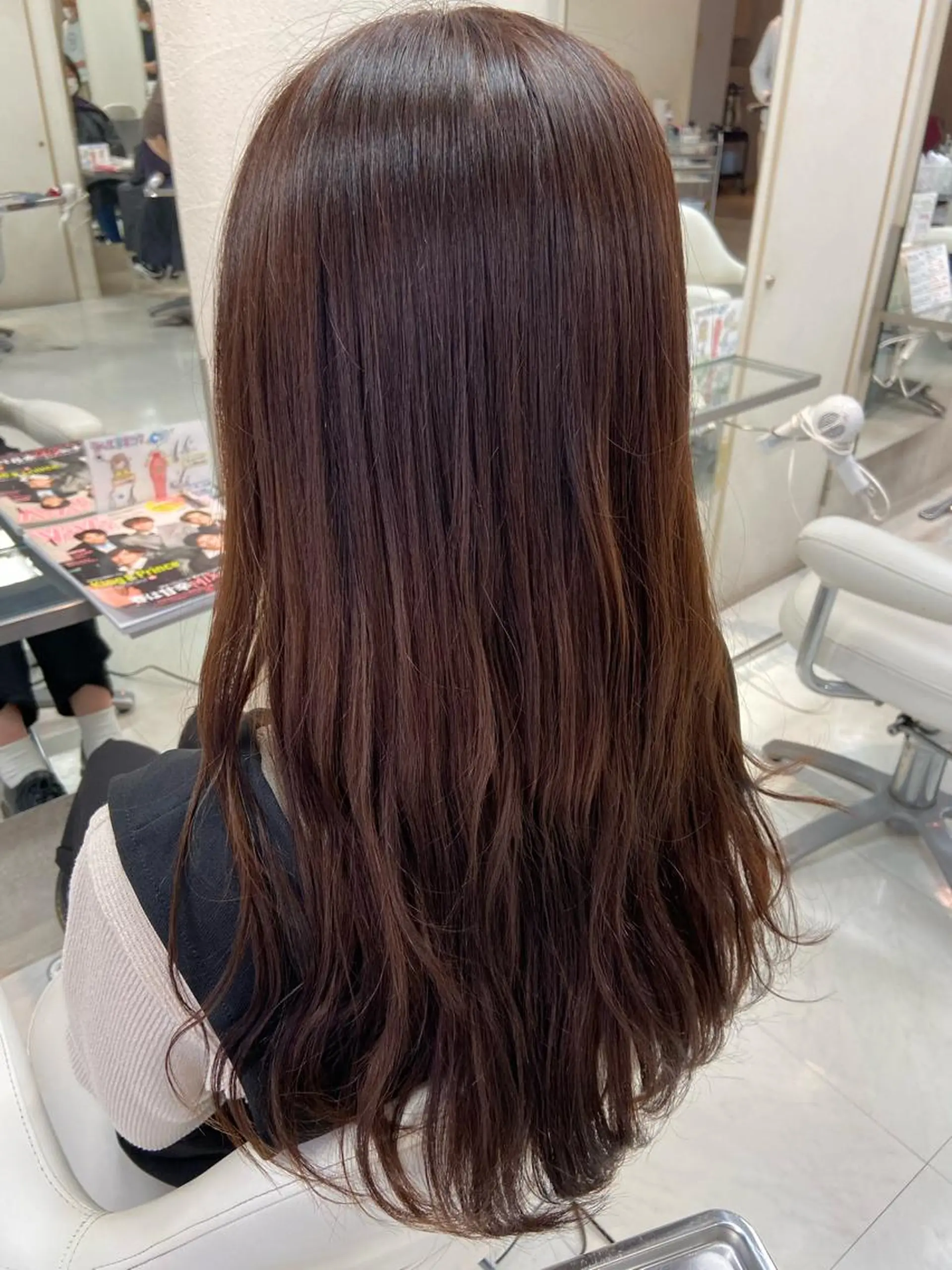 ロング カラー ブリーチ ブリーチなしカラー ヘアカラー トリートメント 菊地 美憂のヘアスタイル