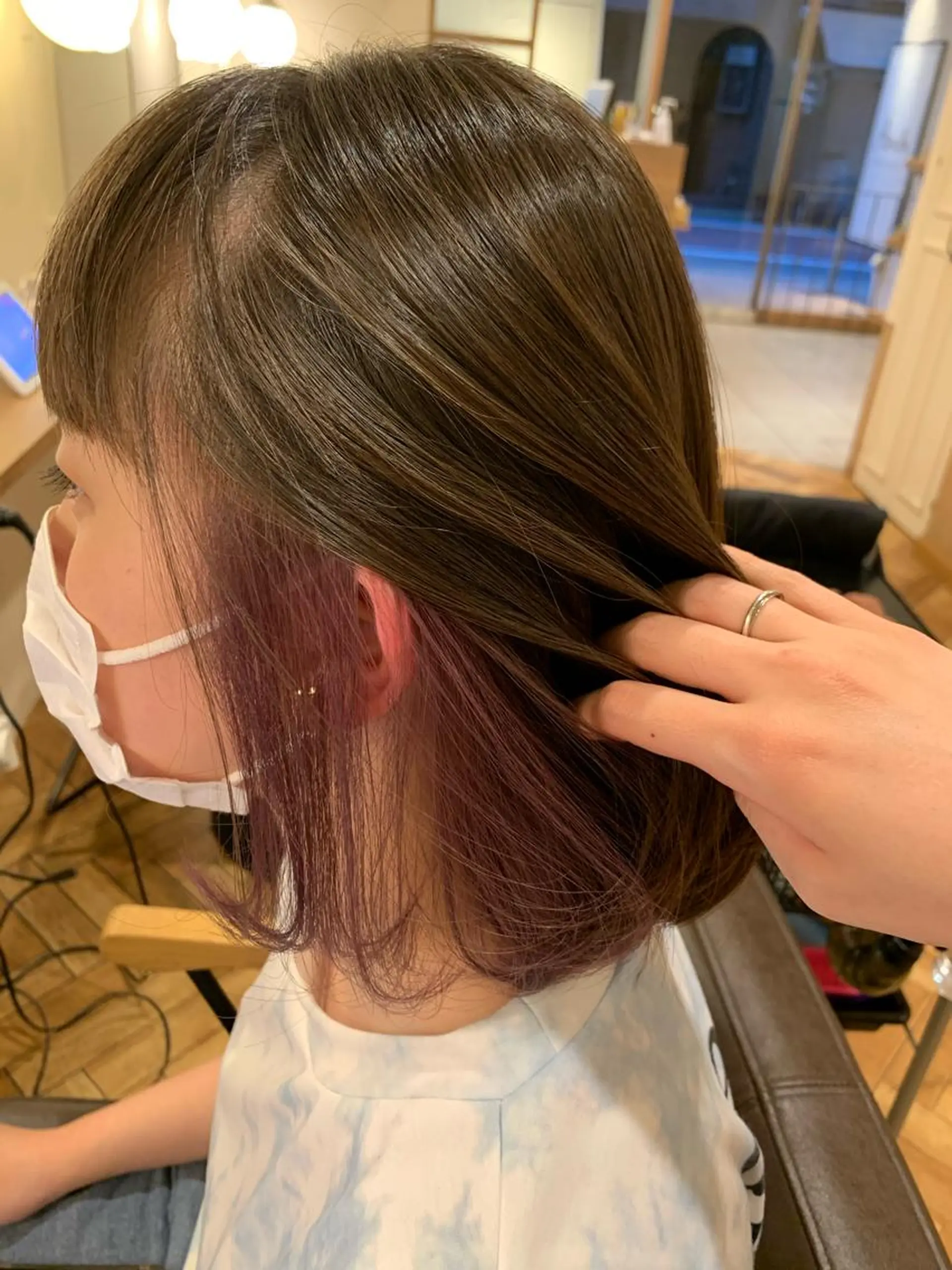 ミディアム u n aのヘアスタイル