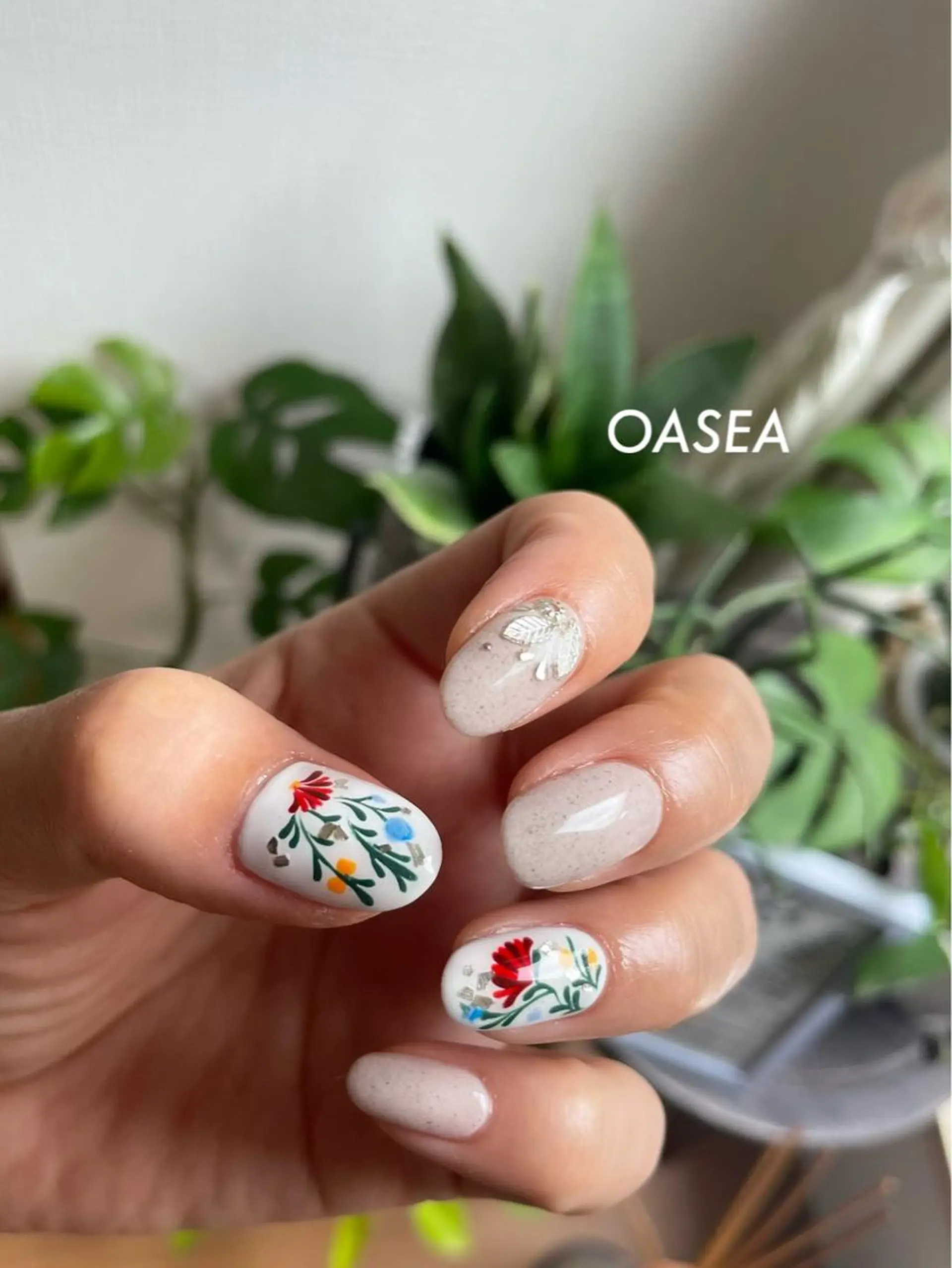 ネイル 🌞💜 KAORI 🌴のネイルデザイン