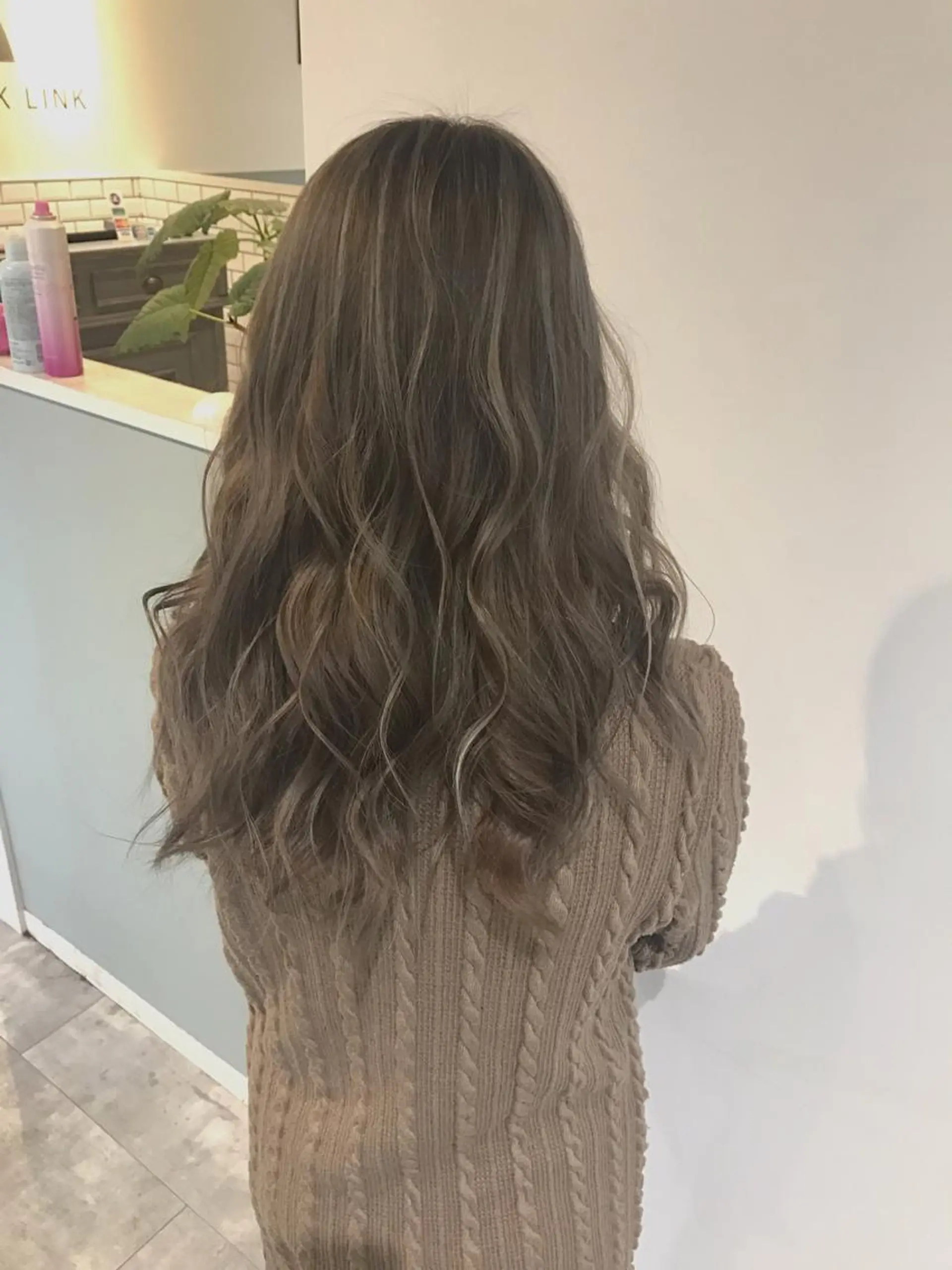 ロング カラー ヤマナカ エリカのヘアスタイル