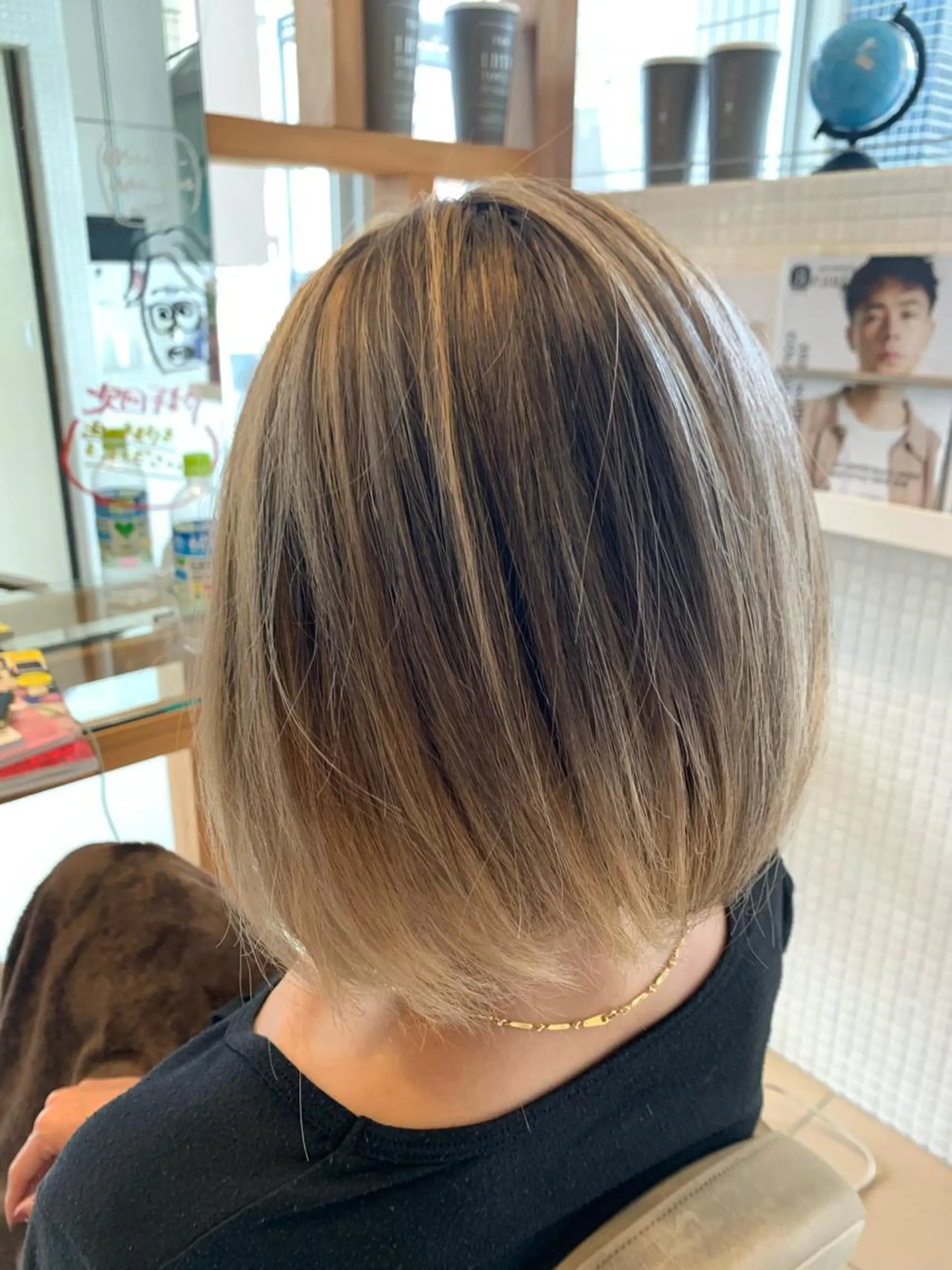 ショート カラー バレイヤージュ ブリーチ 透明感カラー レイヤーカット 松戸 kiju オーナースタイリストのヘアスタイル