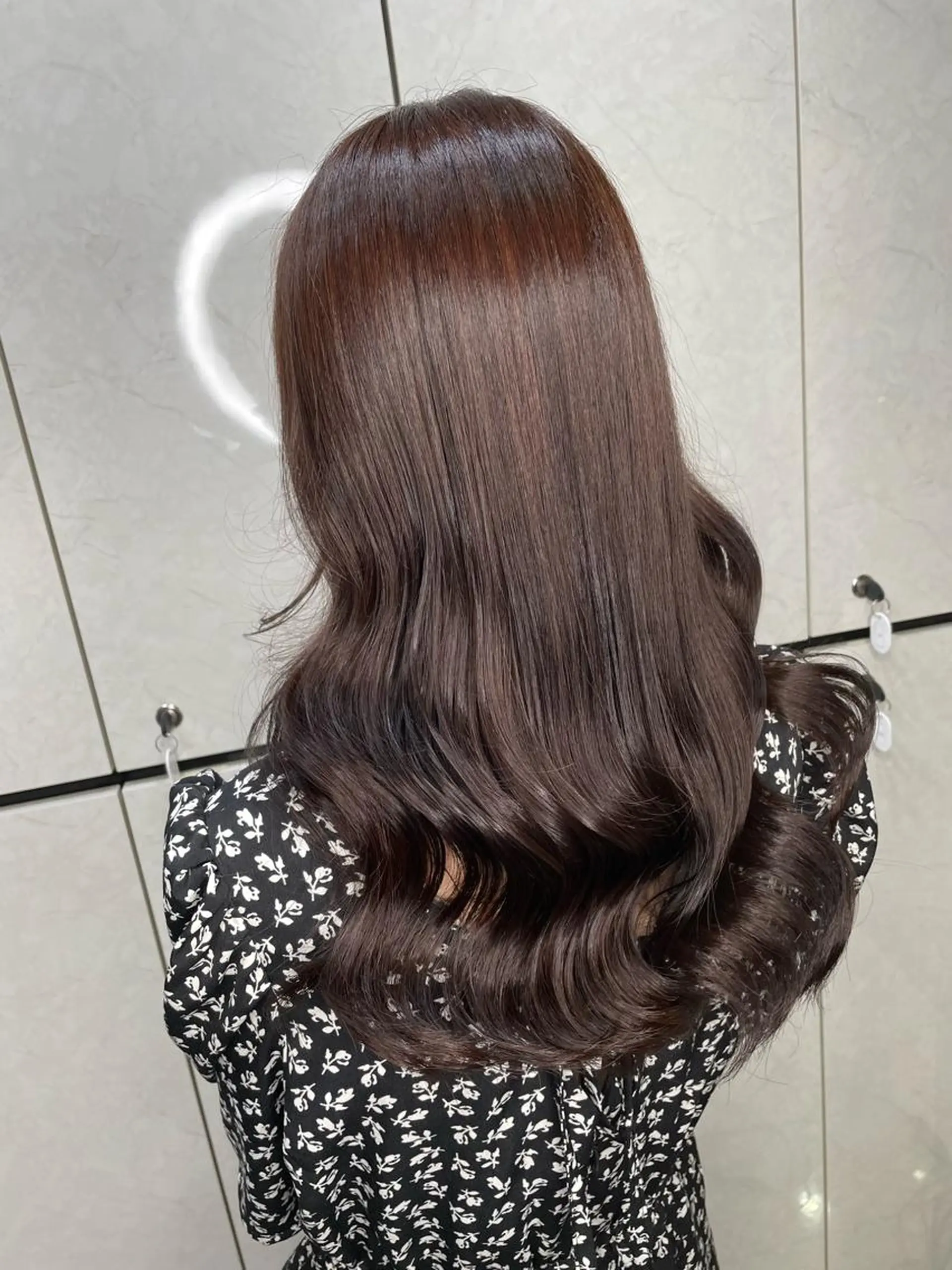 ミディアム ヘアアレンジ パープルカラー ボブ 髪質改善 ウルフカット 👑最高級エクステ 👑新宿/タイセイのヘアスタイル