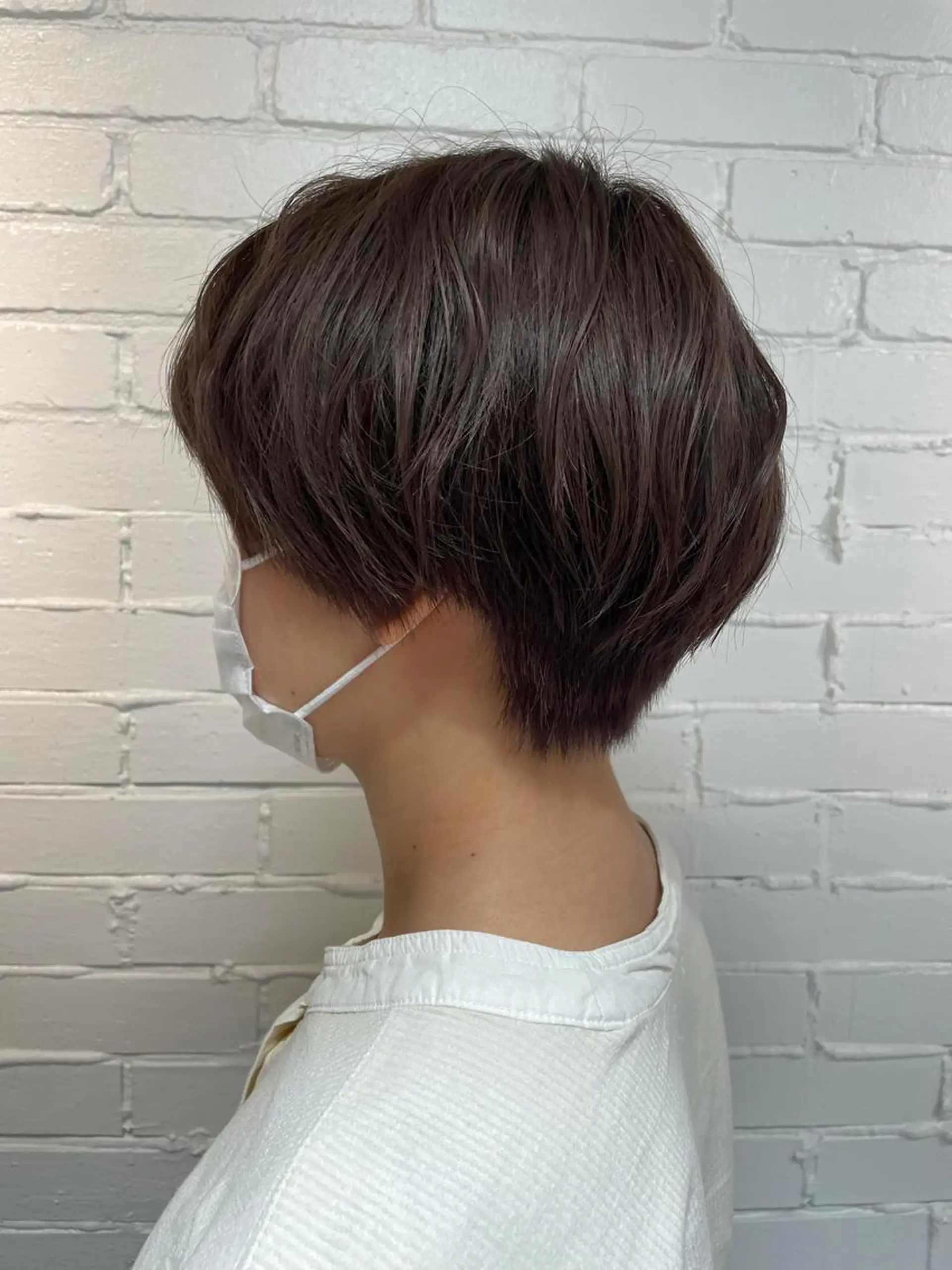 ショート カラー グレージュ ラベンダーカラー ラベンダーグレージュ ラベンダーグレー 小柳 歩美のヘアスタイル