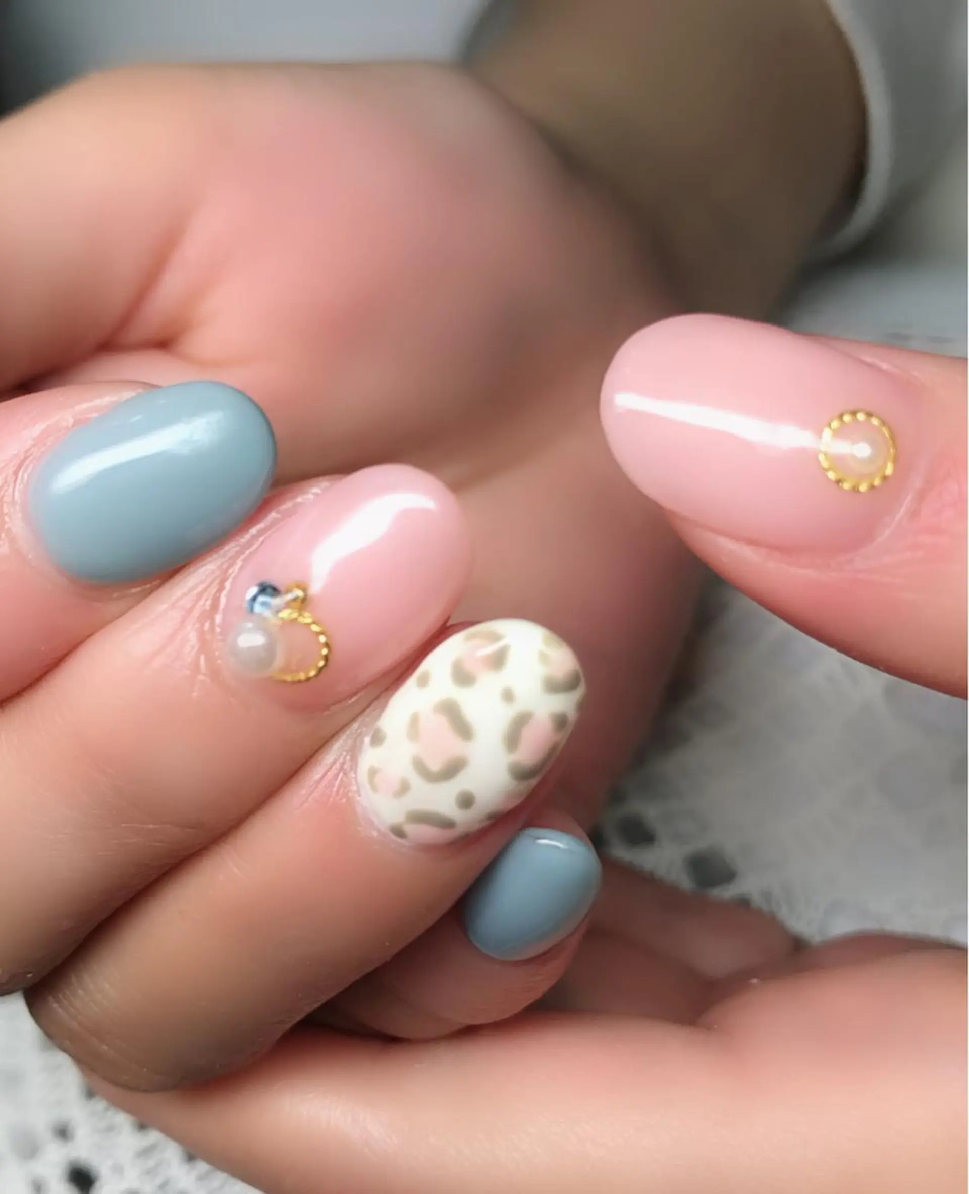 ネイル ハンドネイル ゲン レイカのネイルデザイン