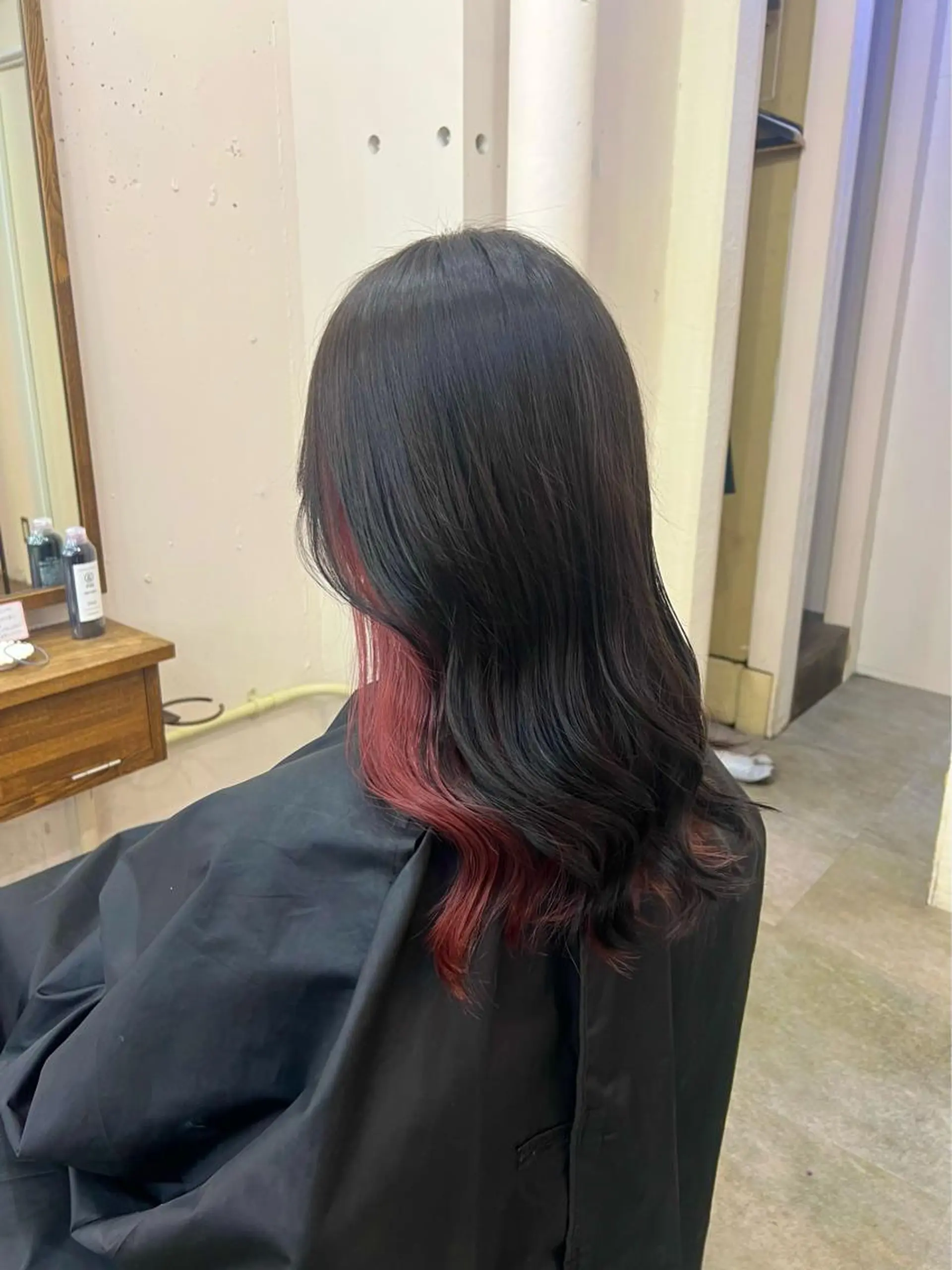 セミロング 店長🩷艶カラー 🧡💛リサ🫧のヘアスタイル