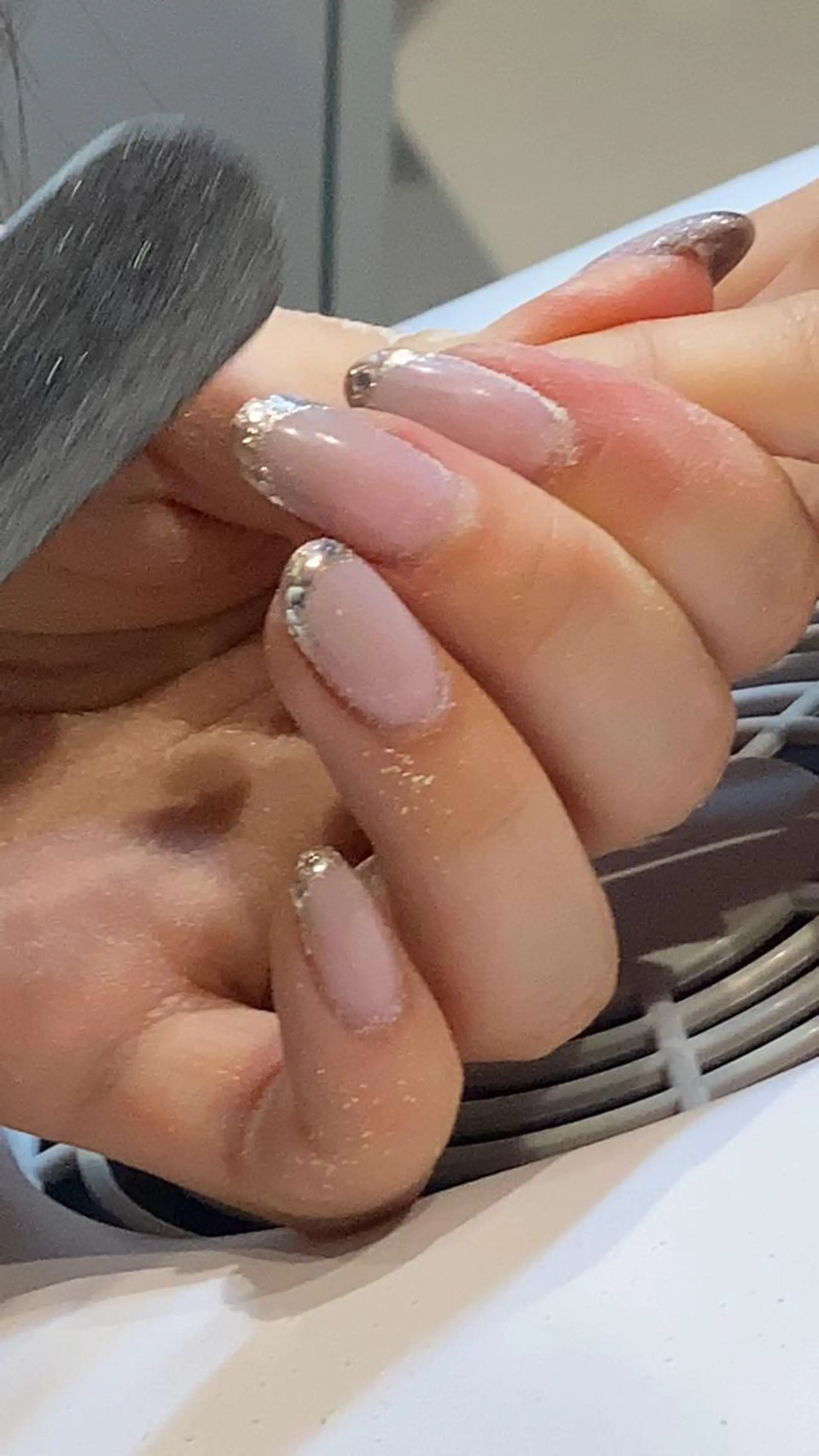 ネイル 河内 大慎のヘアスタイル