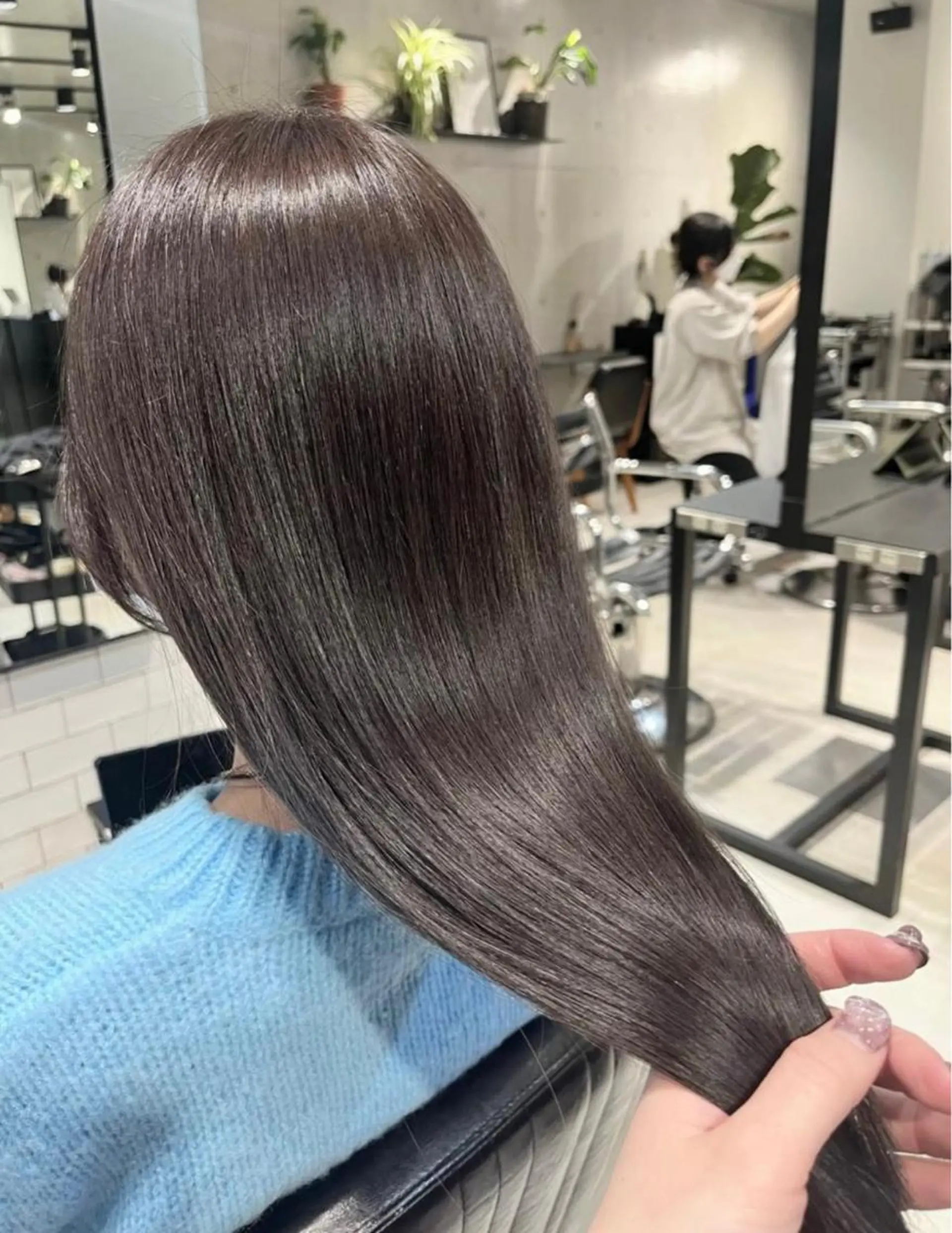 ロング カラー パーマ ヘアアレンジ カット ヘアカラー トリートメント ヘッドスパ 透明感/オリーブ/ グレージュ/YUKAのヘアスタイル