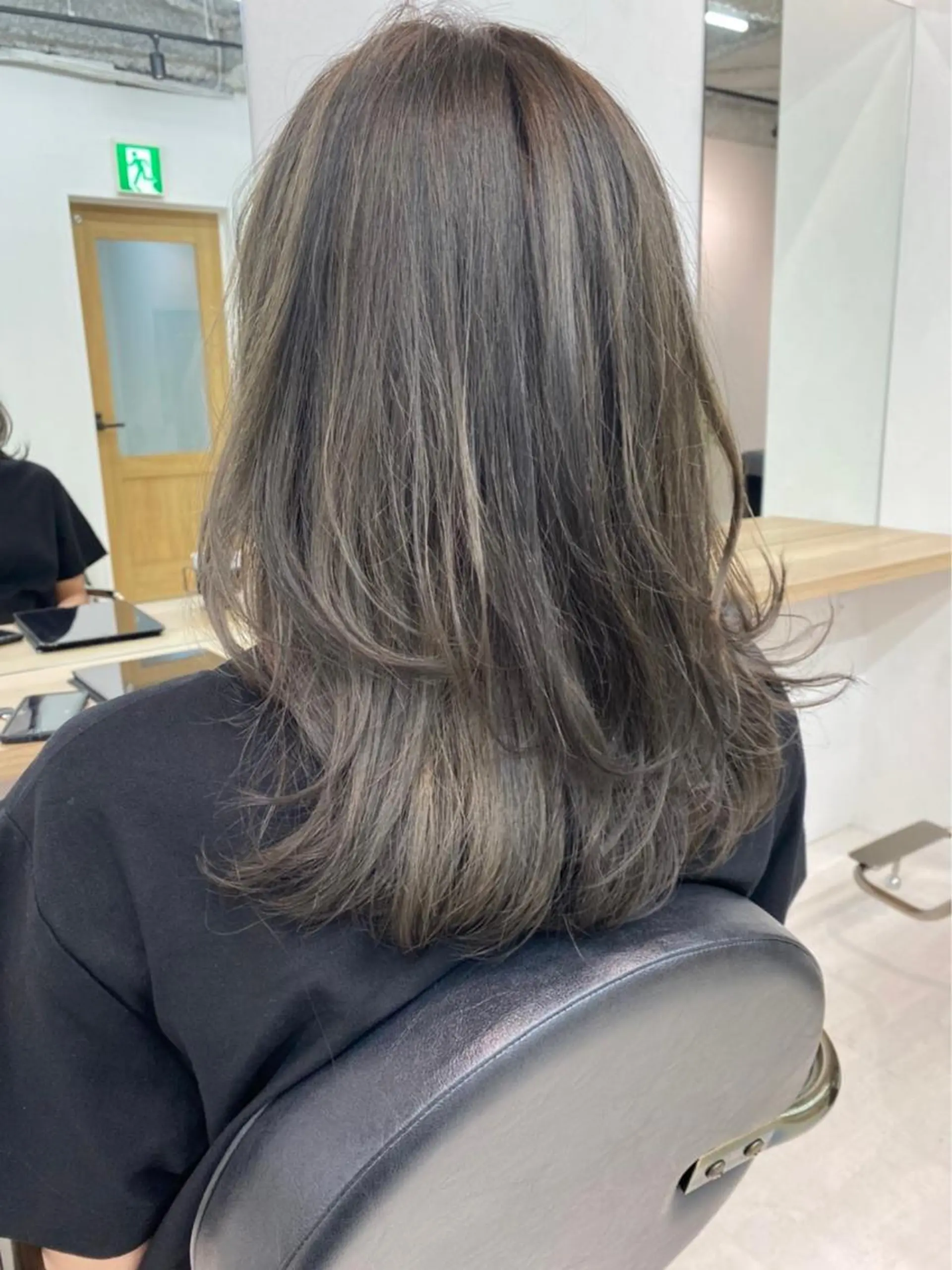 ロング lar 立川南口所属・砂岡 里奈のヘアスタイル