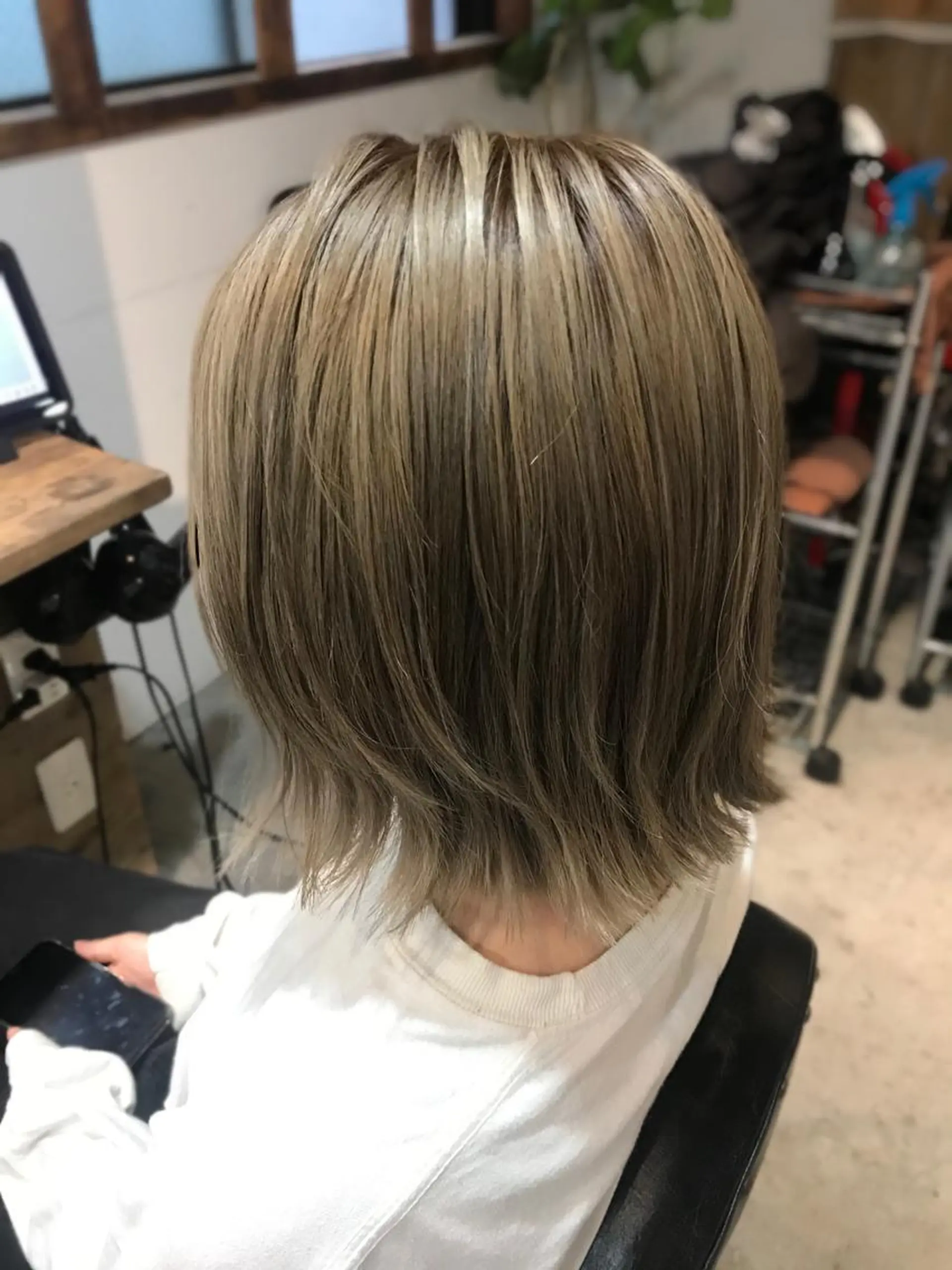 ショート カラー NATSUKA 403号室のヘアスタイル