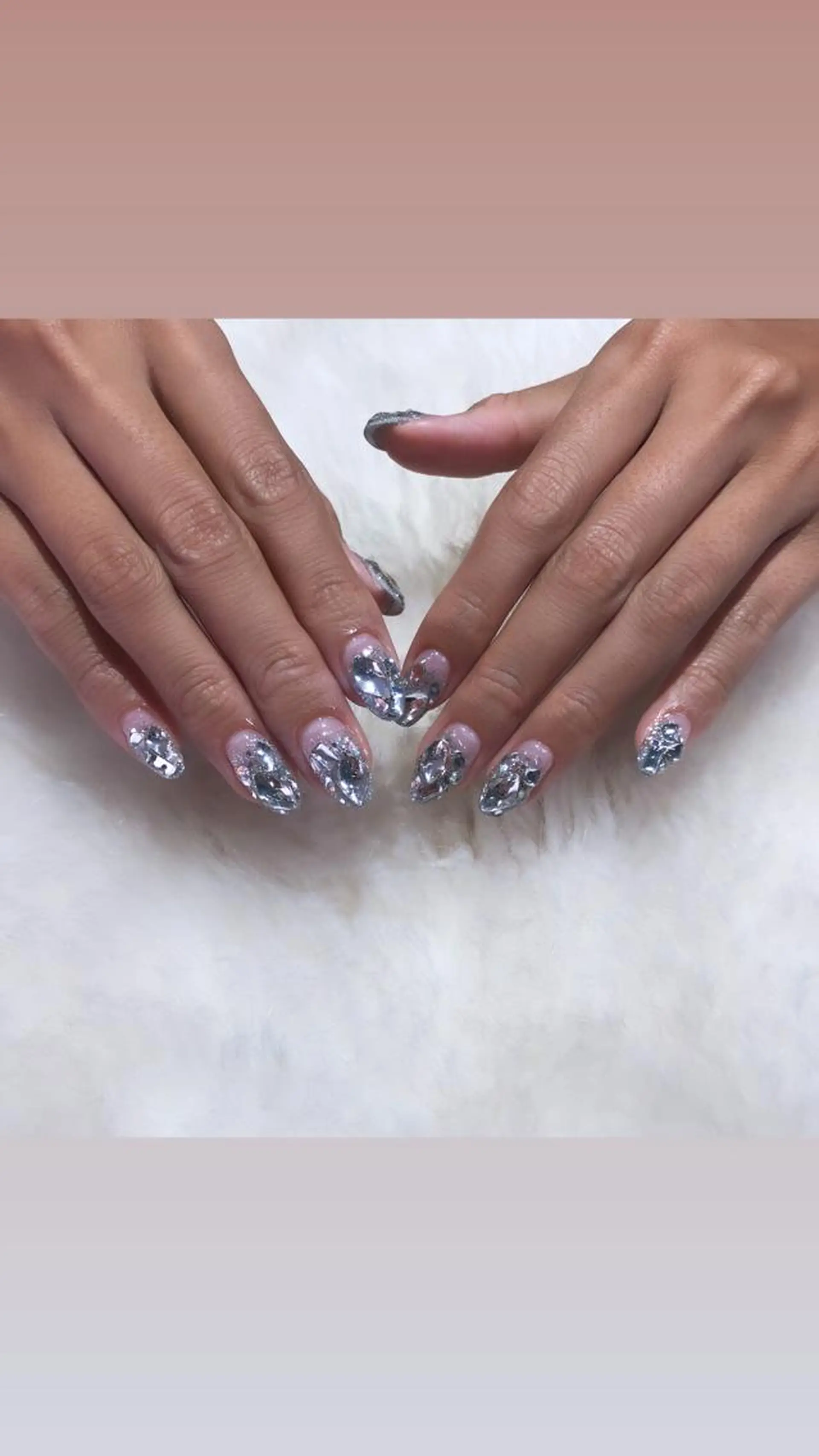 ネイル ハンドネイル フットネイル ハンドケア Nes.Nail所属・Miyagi Asamiのネイルデザイン