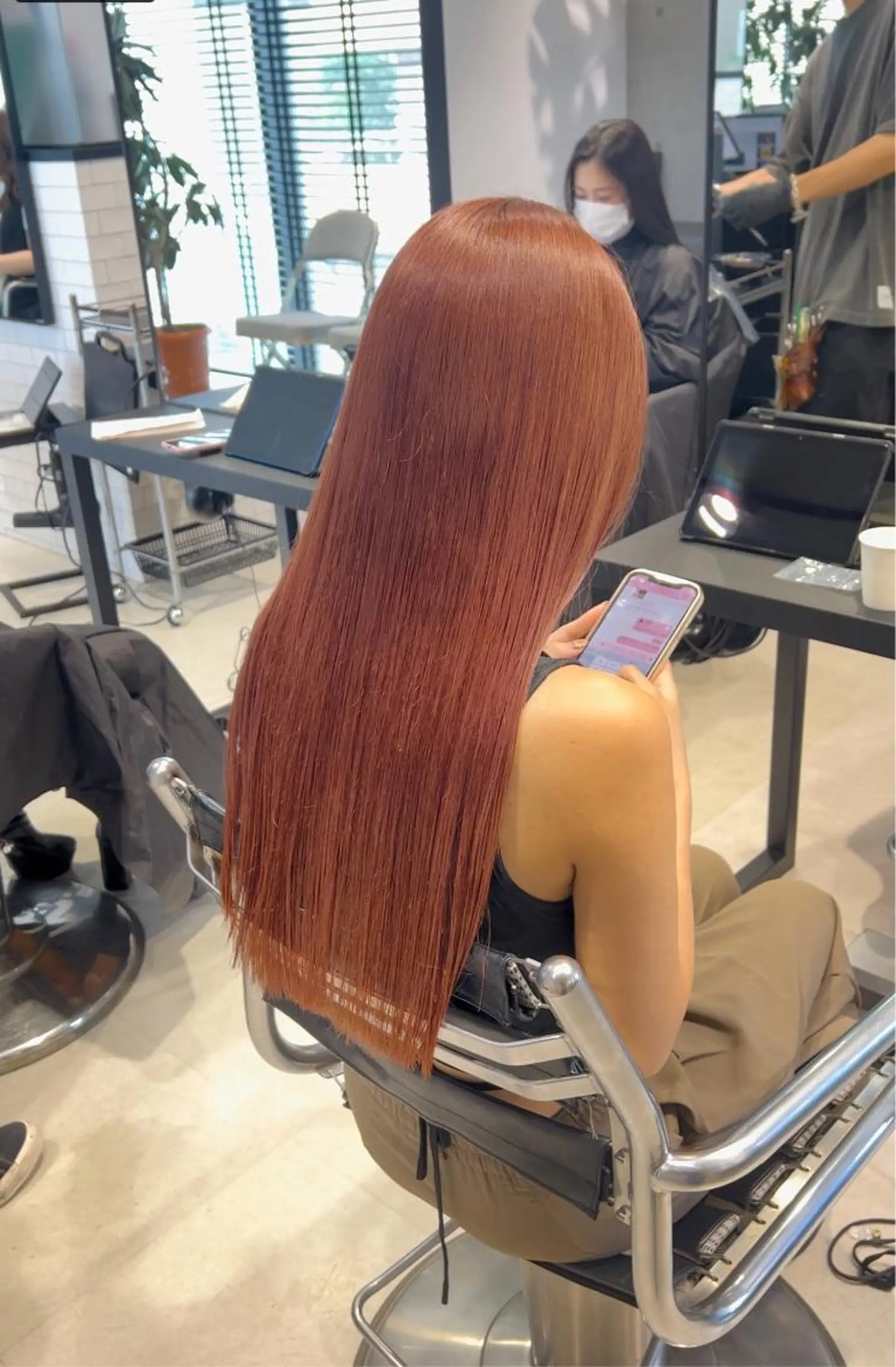 ロング カラー ヘアカラー トリートメント レイヤー/透明感 カラー🌿KANTAのヘアスタイル