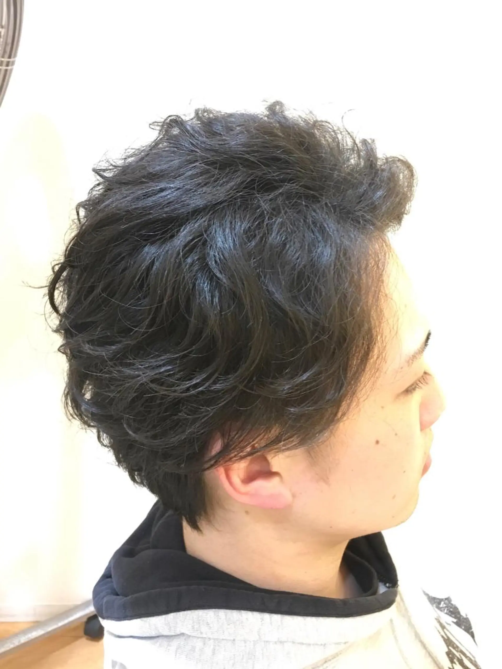 ショート パーマ メンズ メンズカット 三村洸斗のヘアスタイル