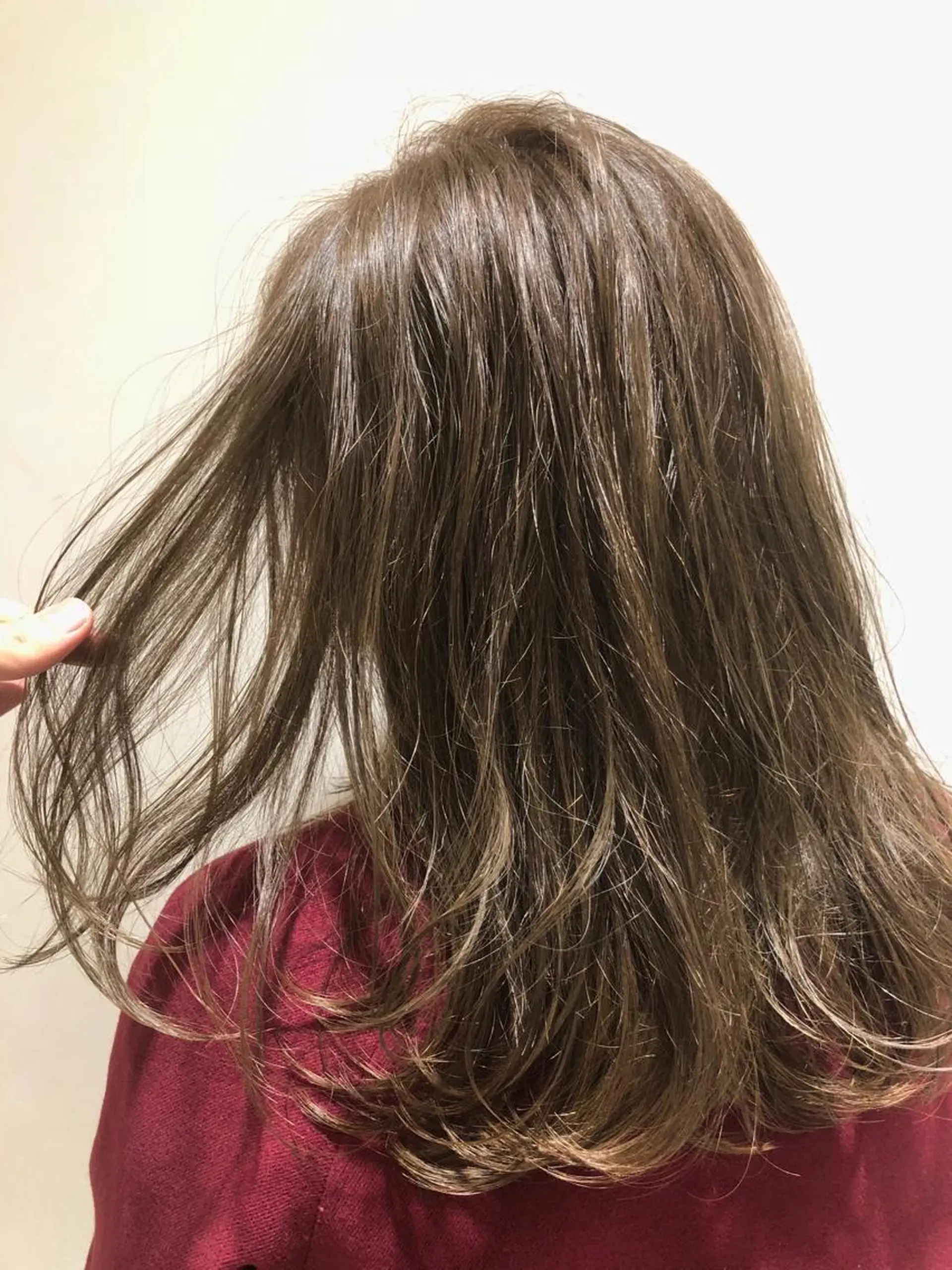 セミロング カラー ベージュカラー ミルクティーベージュ ヘアカラー トリートメント 似合わせ/小顔カット 🔷山方直也のヘアスタイル