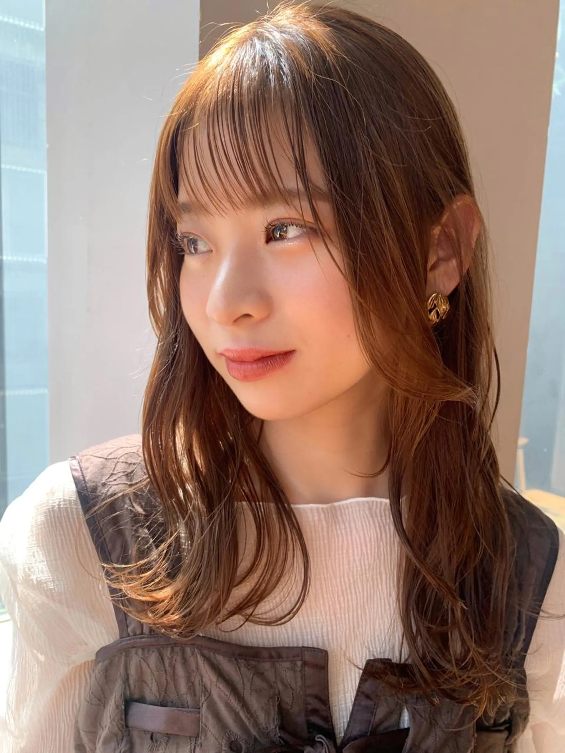 セミロング カラー ベージュカラー 透明感カラー カット ヘアカラー トリートメント 顔周りカット/アレン ジ/カラー小野寺紗良のヘアスタイル