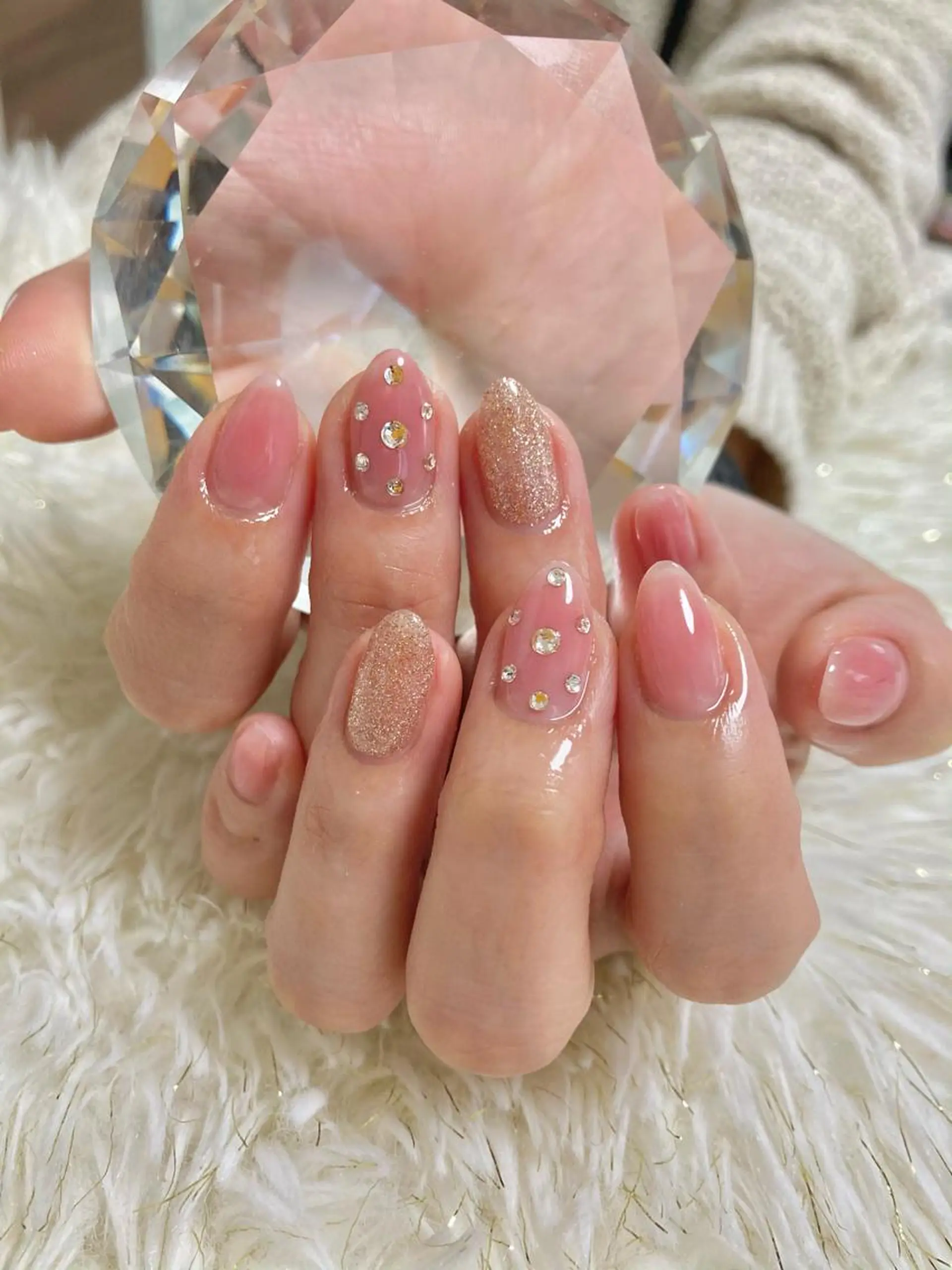 セミロング ヘアアレンジ ネイル マツエク・マツパ ハンドネイル MALCAnail(マルカネイル)所属・荒木 莉奈のネイルデザイン