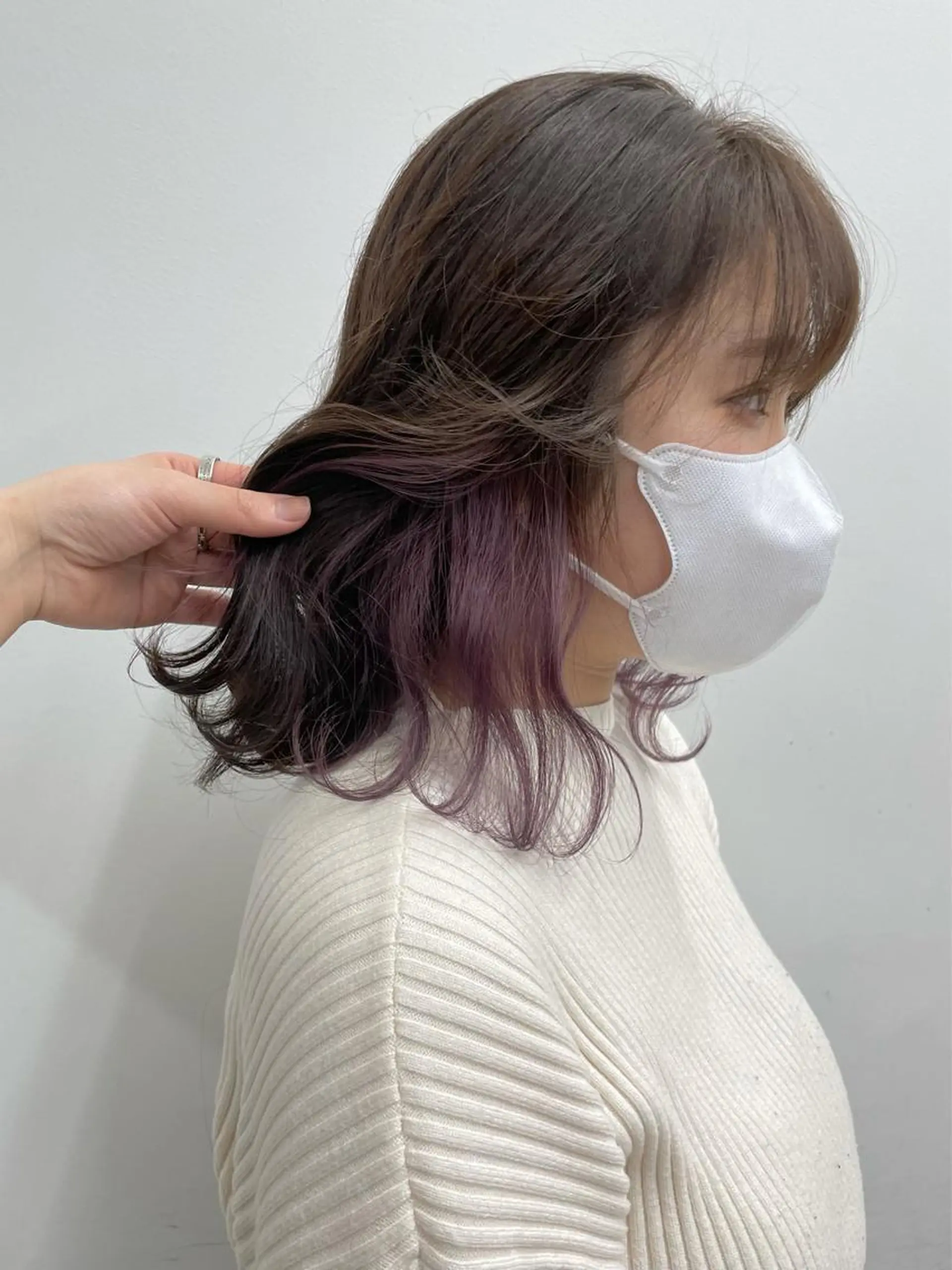 ミディアム カラー ヘアアレンジ ブリーチ イヤリングカラー ラベンダーカラー ボブ ヘアカラー トリートメント 🦄インナーカラー 🦄貫井彩花のヘアスタイル