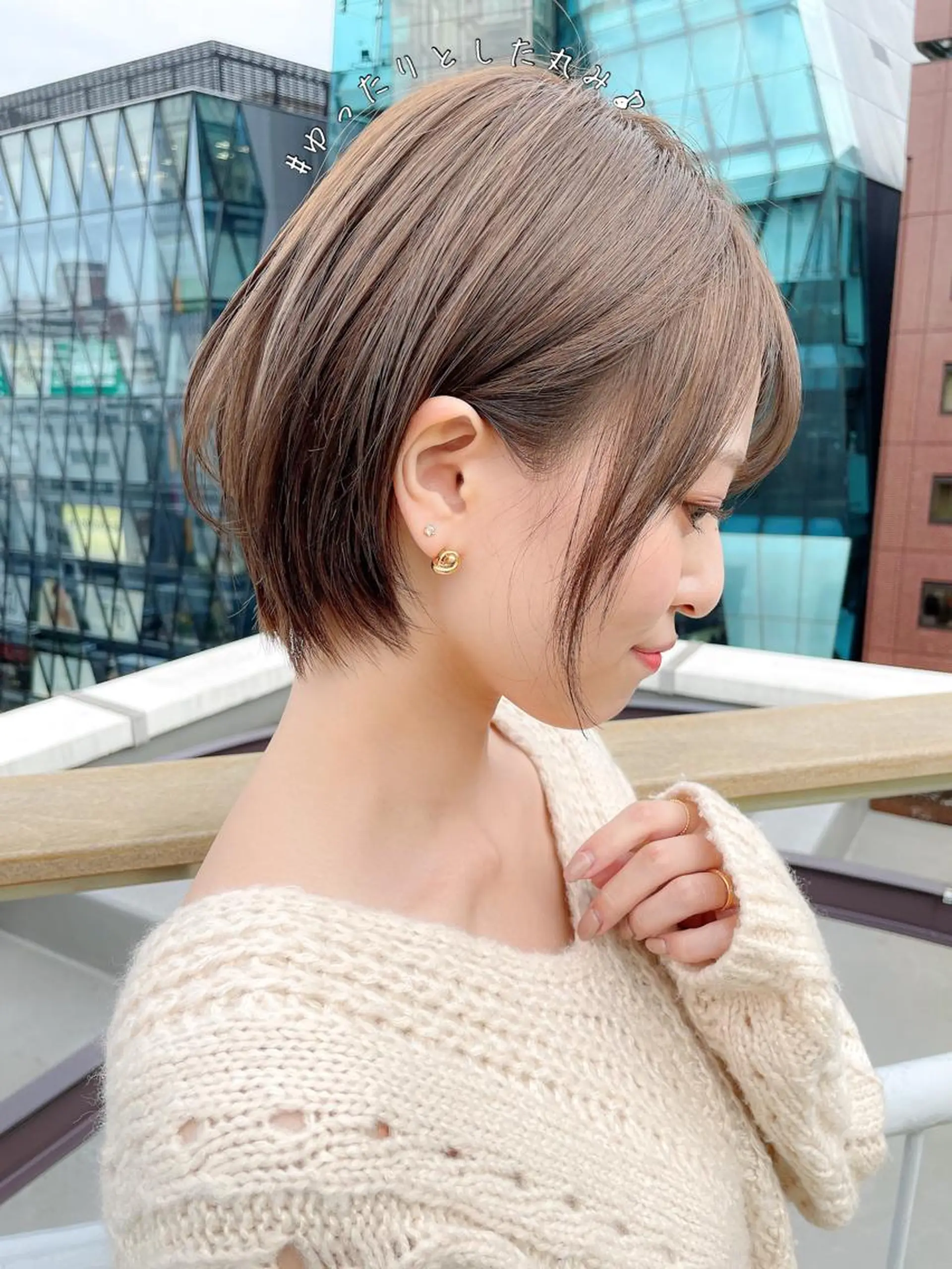 ショート カラー パーマ 丸みショート ショートヘア 大人かわいい💍🤍 ボブ/ショートボブのヘアスタイル