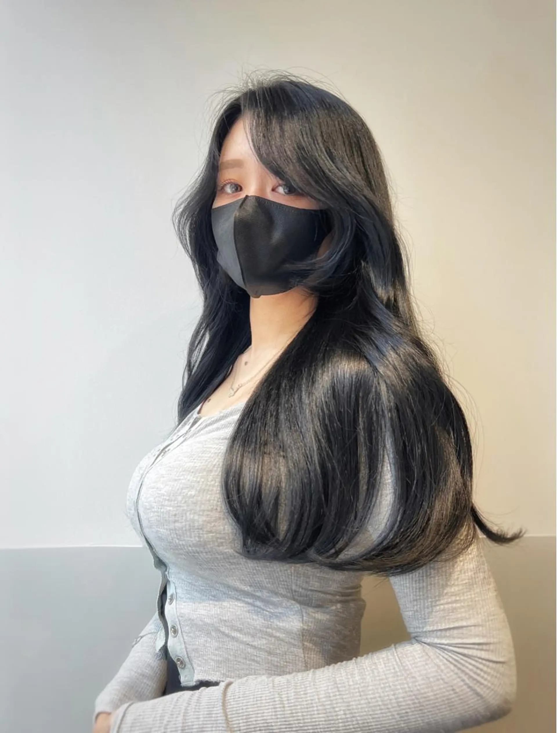 ロング カラー 韓国風カラー くびれヘア 顔周りカット 髪質改善 ヨシンモリ カット ヘアカラー トリートメント SALOWIN east店6F所属・TAKUMI 【美髪特化】のヘアスタイル