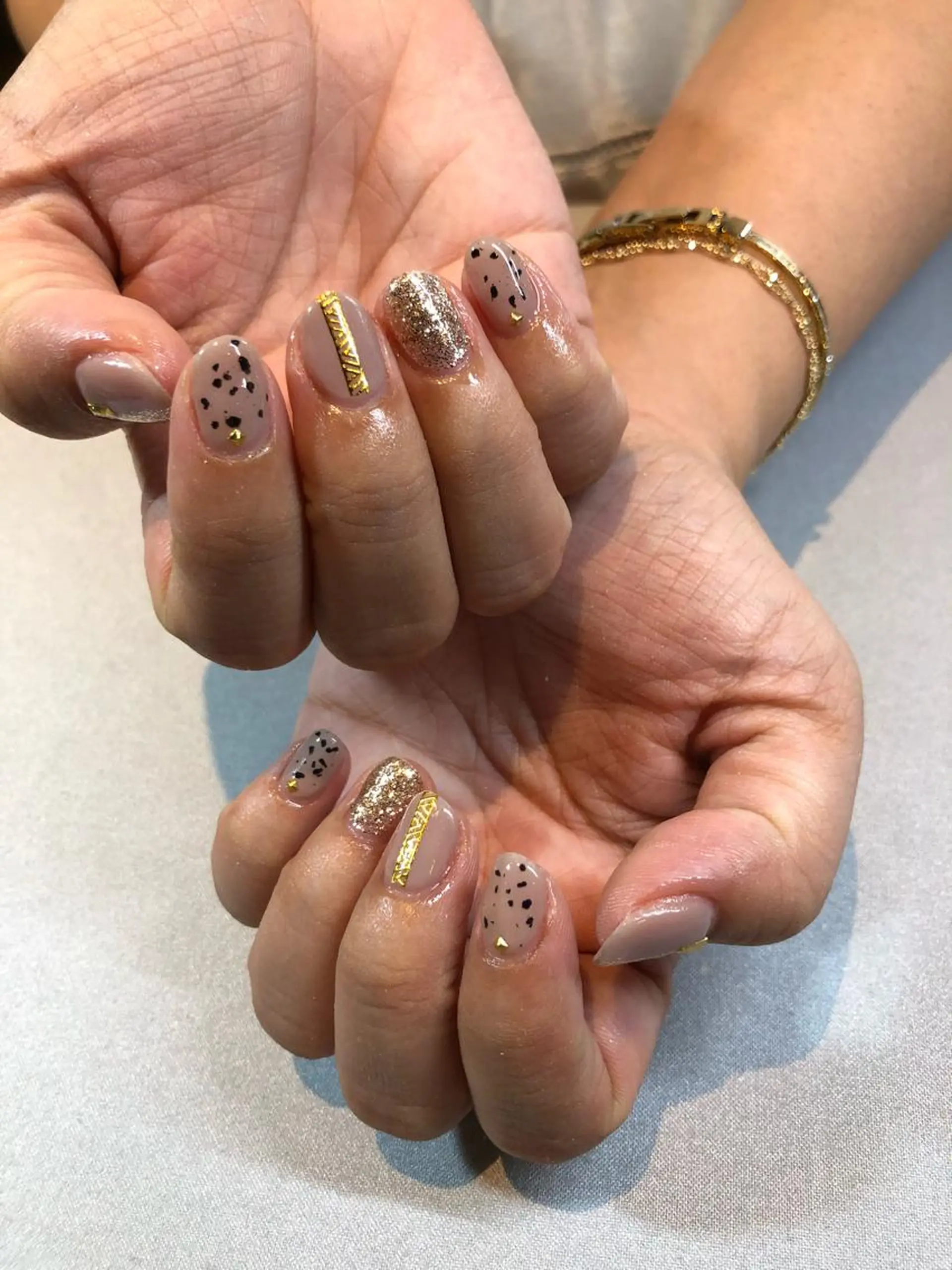 ネイル iiloo aromaworksのネイルデザイン