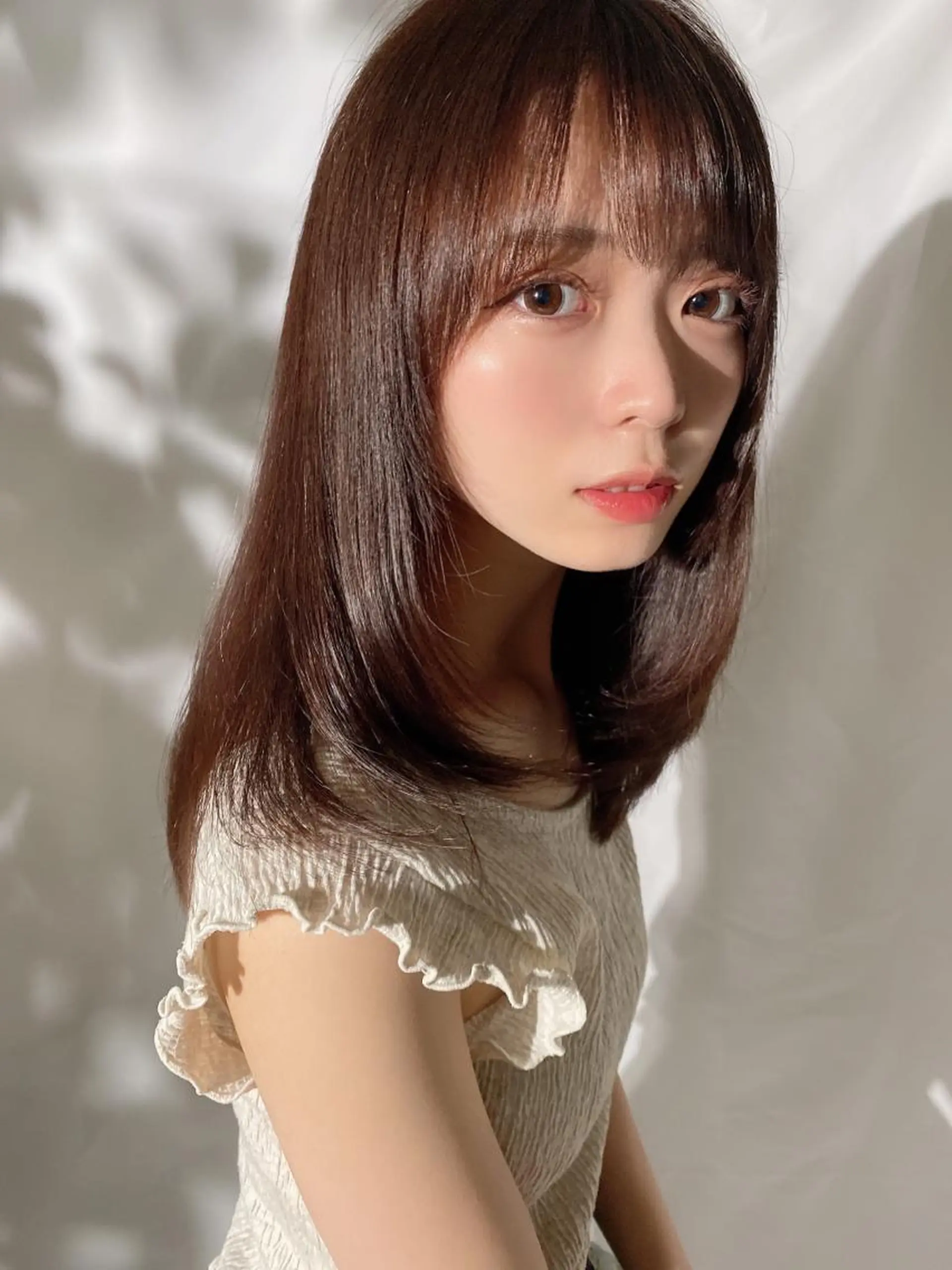 ミディアム カラー パーマ バレイヤージュ ブリーチ ケアブリーチ ダブルカラー ハイライトカラー カット ヘアカラー 縮毛矯正 トリートメント 新宿✨顔周りカット 韓国ヘア/坂本亜裟海のヘアスタイル