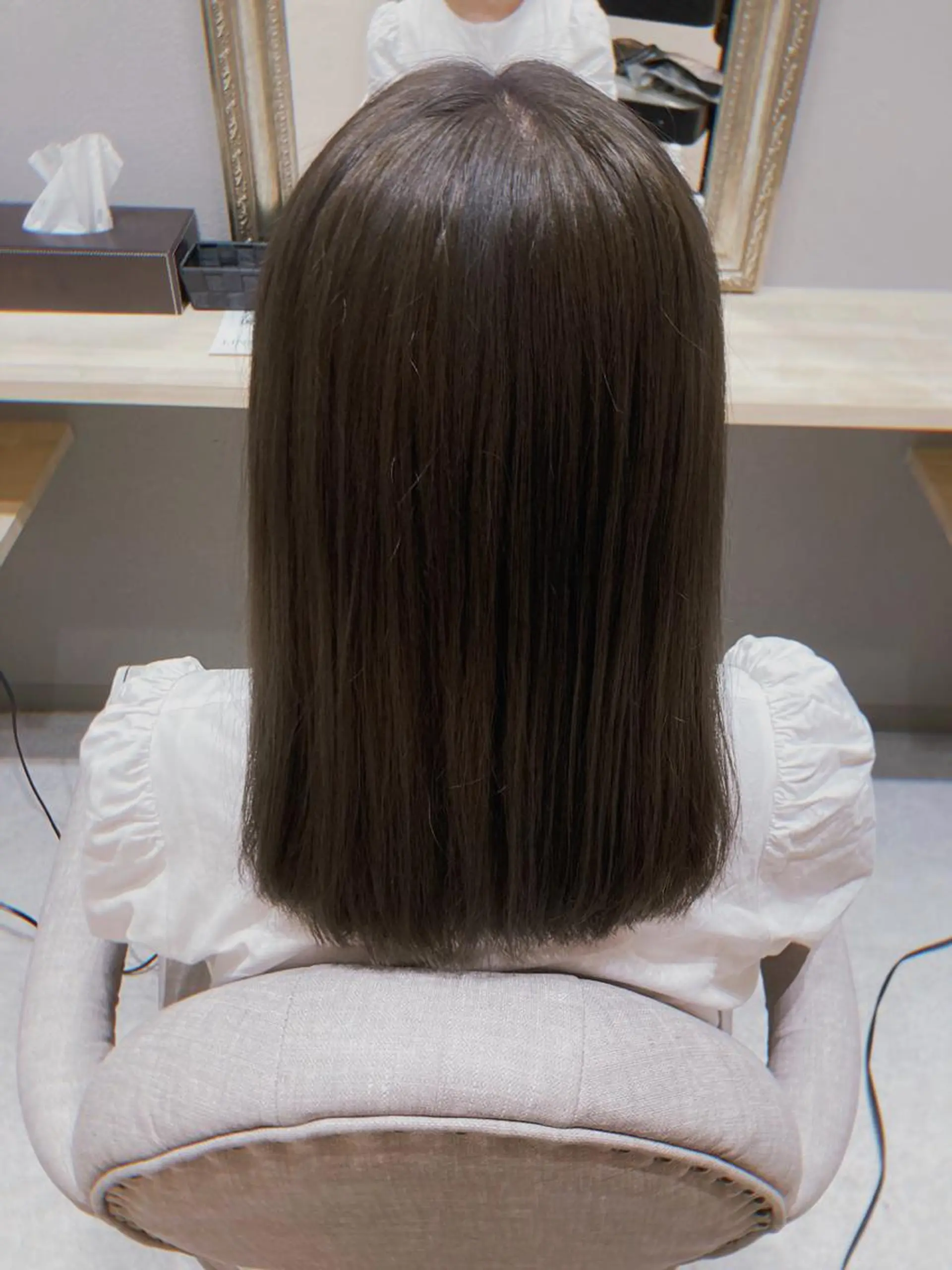 セミロング カラー ベージュカラー ヘアカラー トリートメント 廣瀬 あずさのヘアスタイル