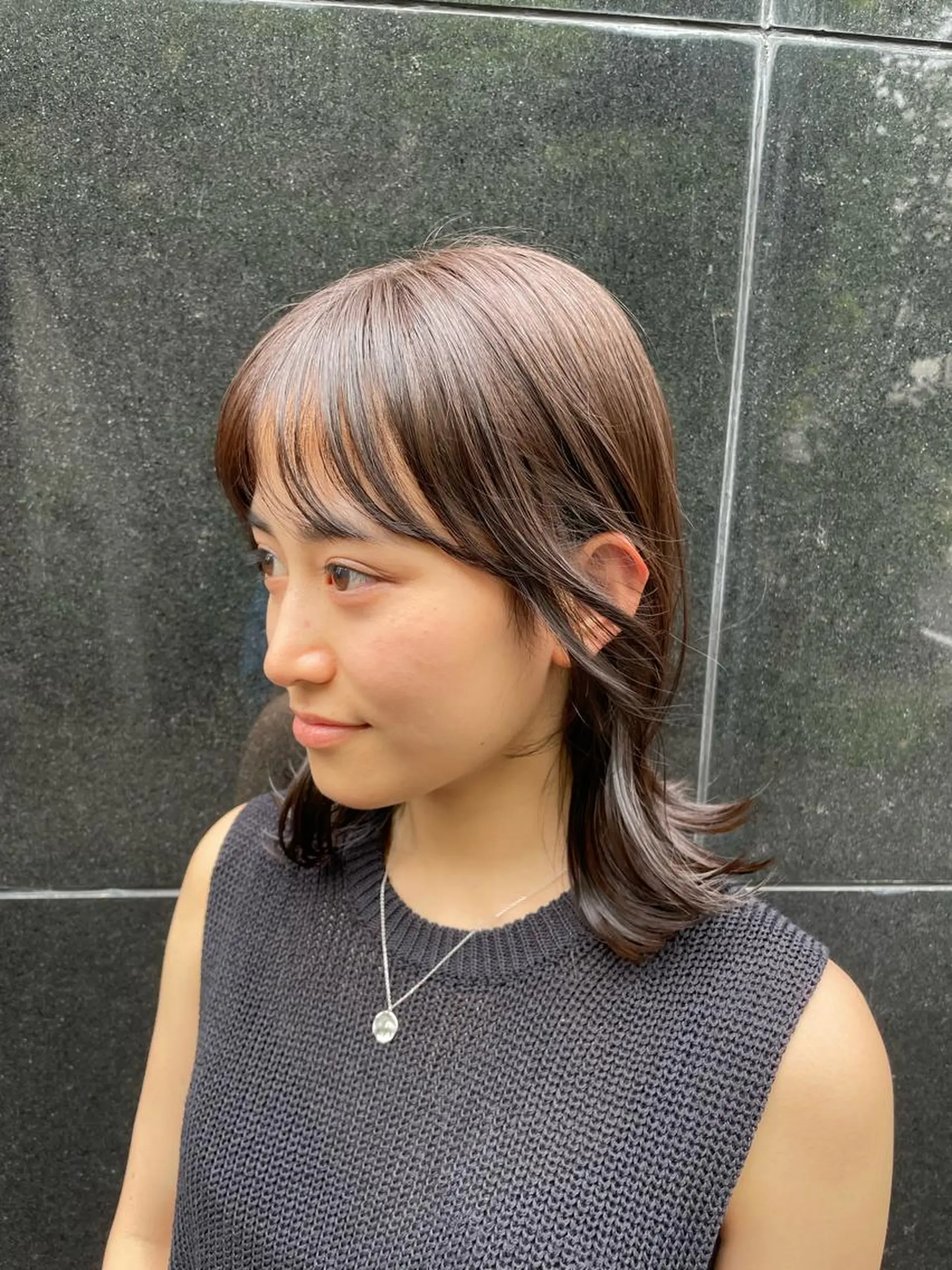 ミディアム カラー ブラウンカラー yu-kaハッシュ カット/韓国レイヤーのヘアスタイル