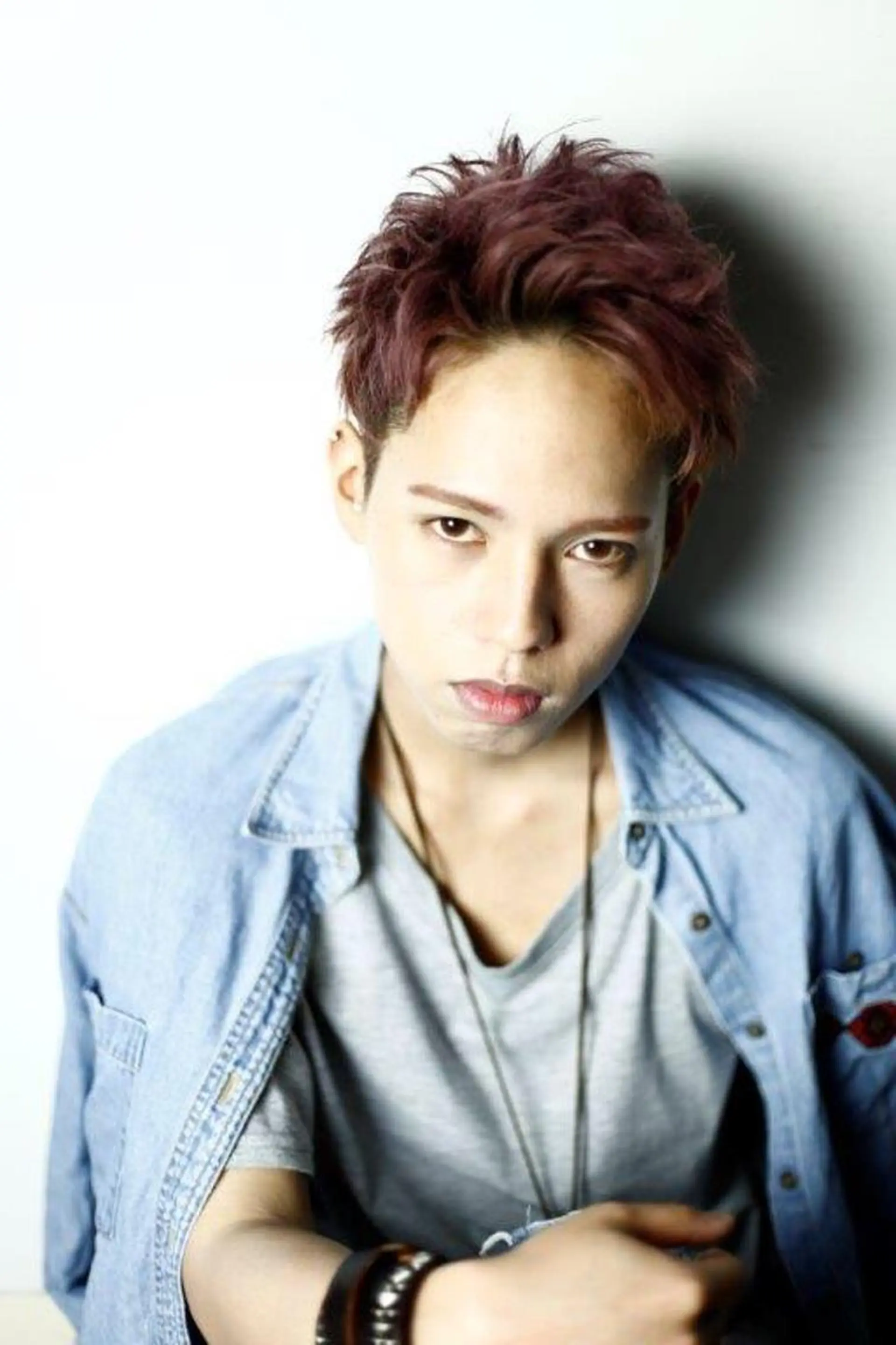 ショート カラー パーマ メンズ アップバング レッドカラー ショートヘア ノアヘアデザイン町田店所属・ショートヘア特化 mayaのヘアスタイル